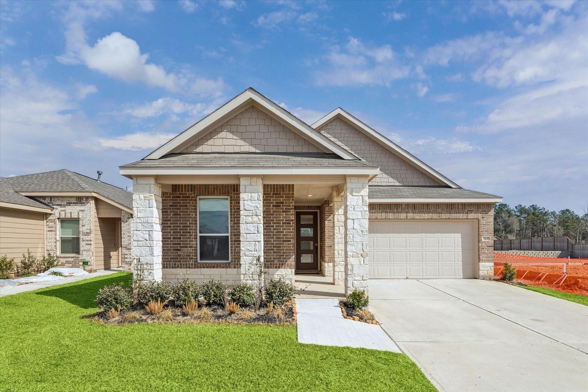 Bluewood Ct, Willis, TX 77378