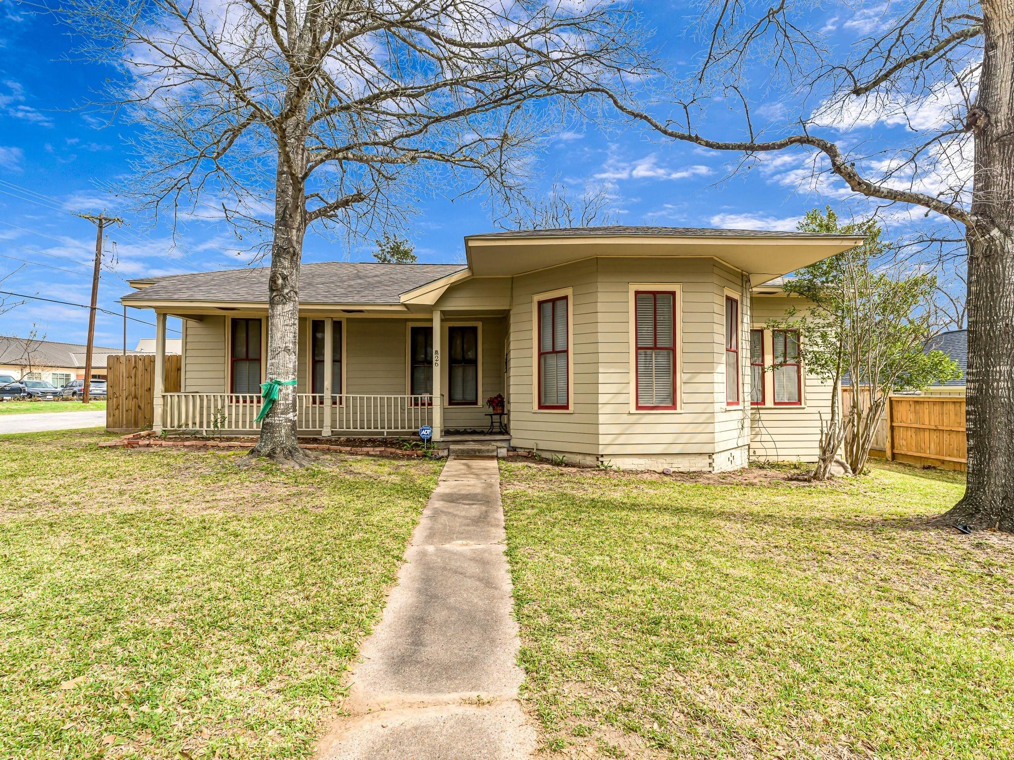W Austin St, Bellville, TX 77418