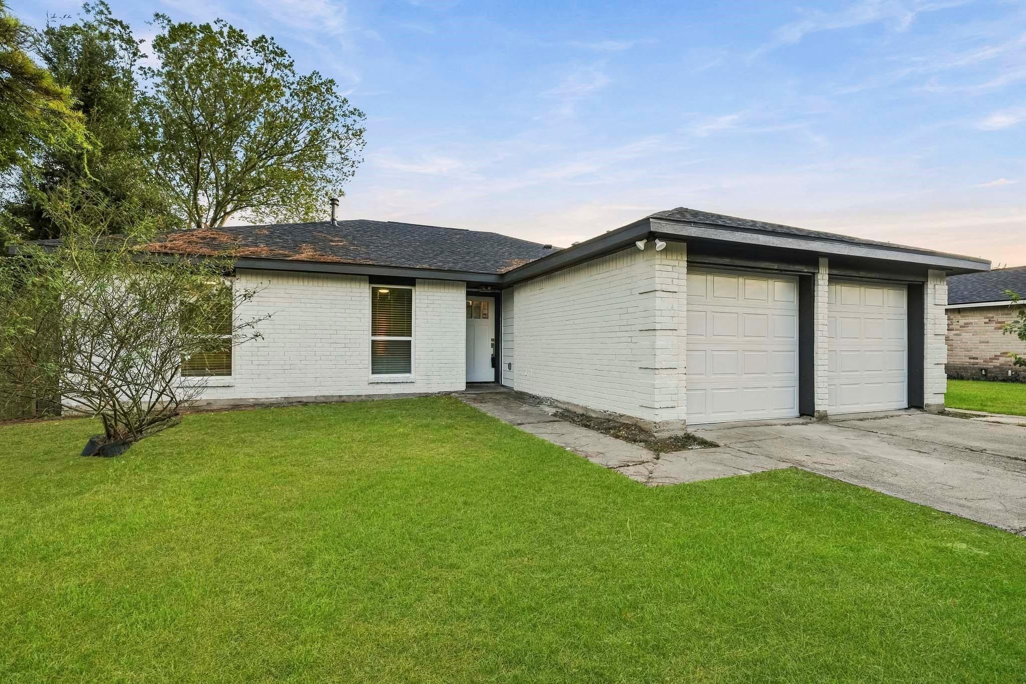 Danfield Dr, Houston, TX 77053