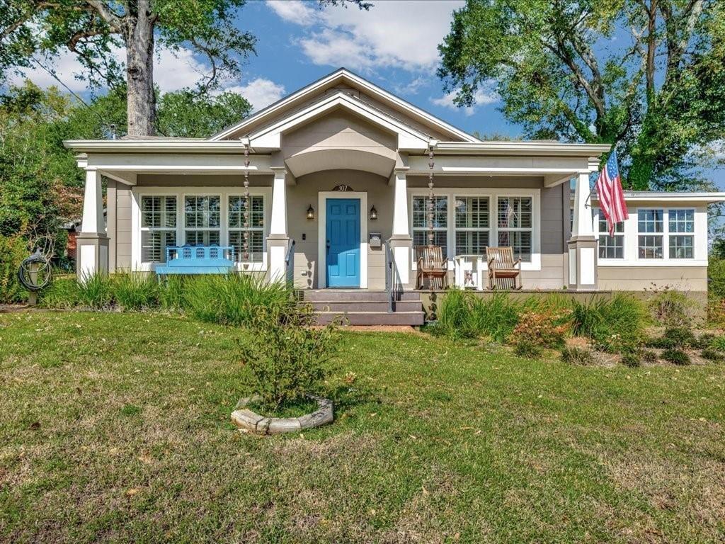 E Austin St, Nacogdoches, TX 75965