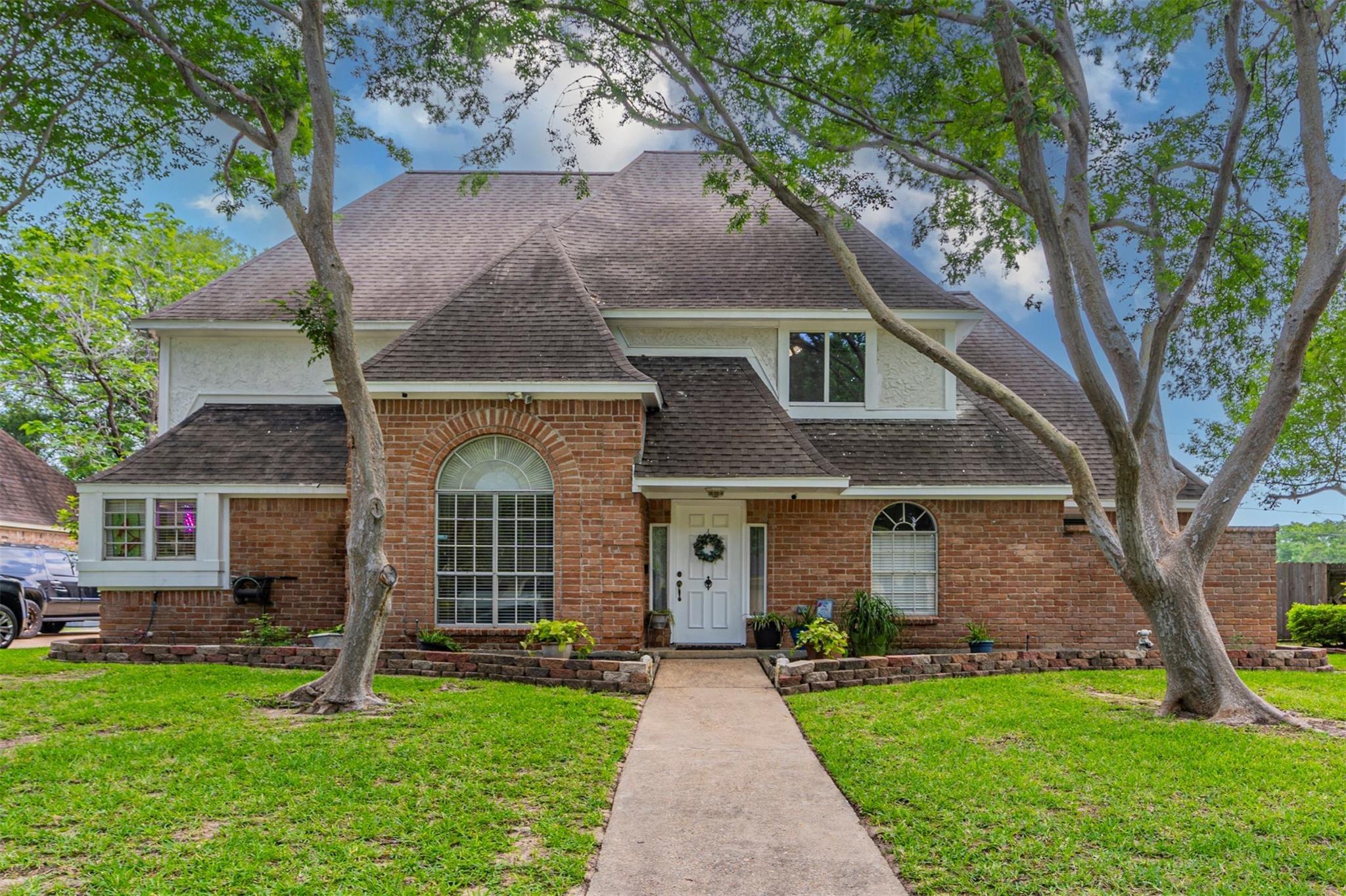 Chriswood Dr, Cypress, TX 77429