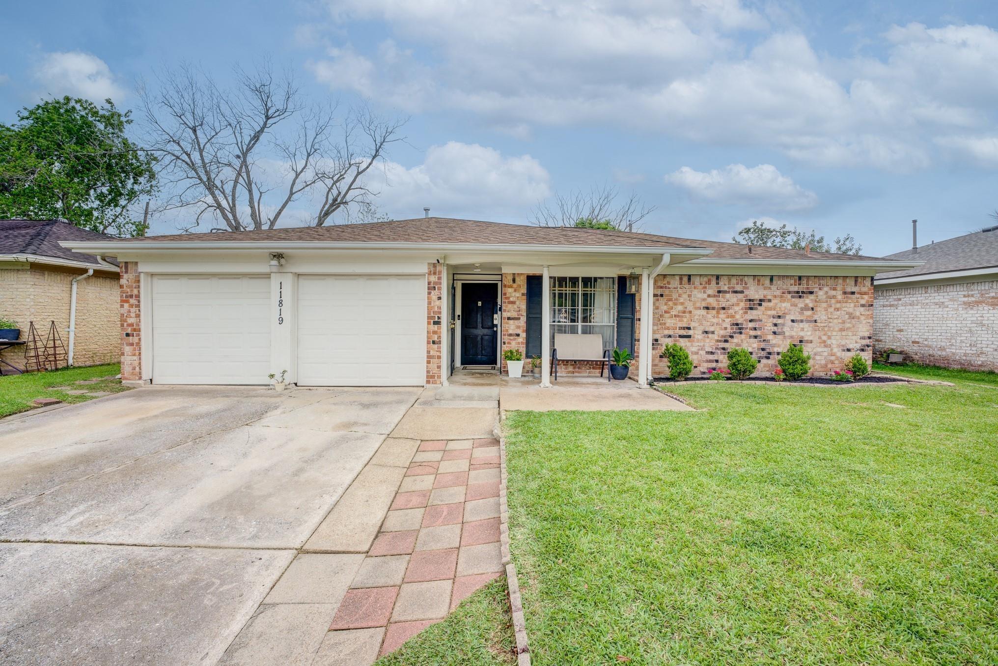 S Nottingham Cir, Houston, TX 77071