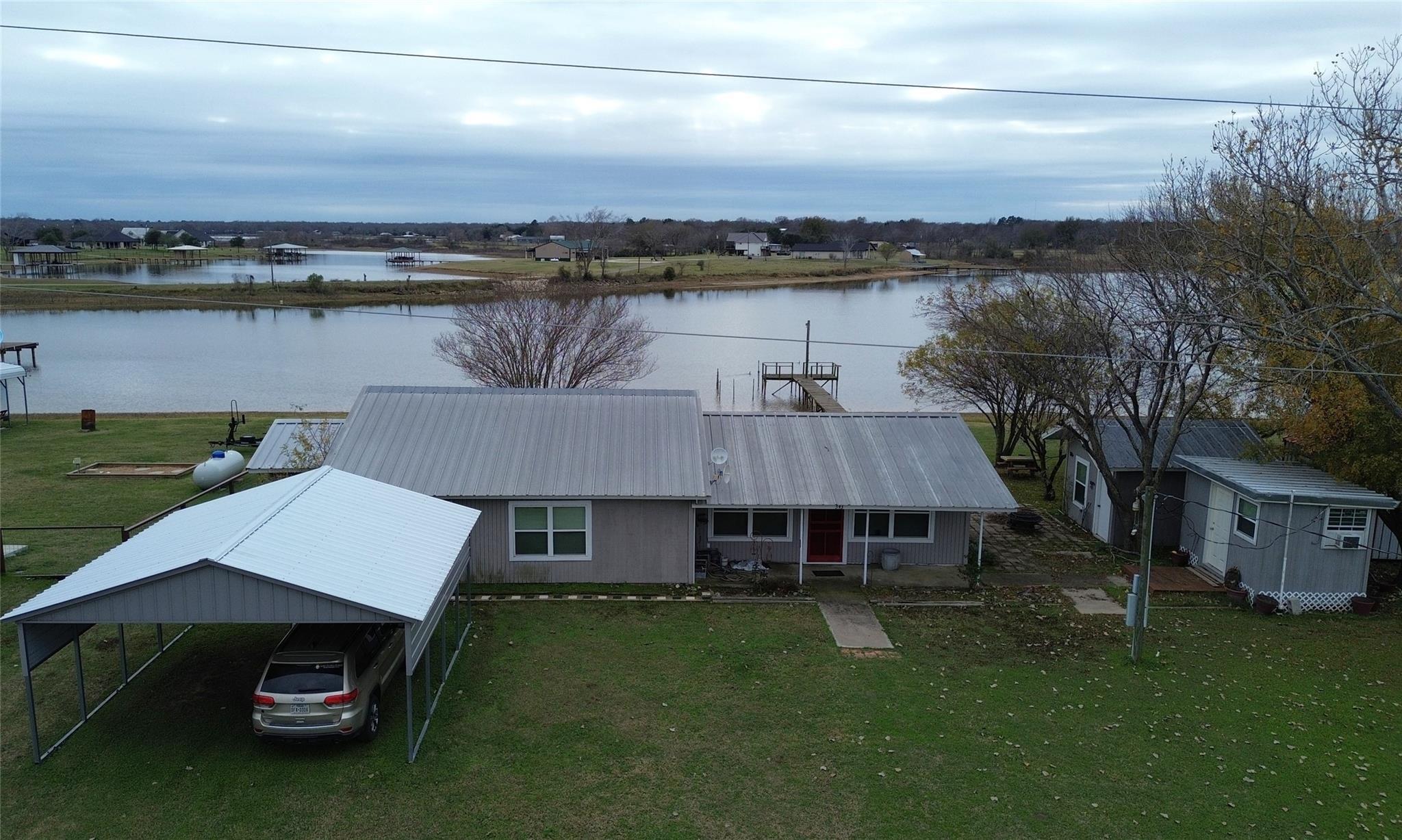 Lcr 750a, Thornton, TX 76687