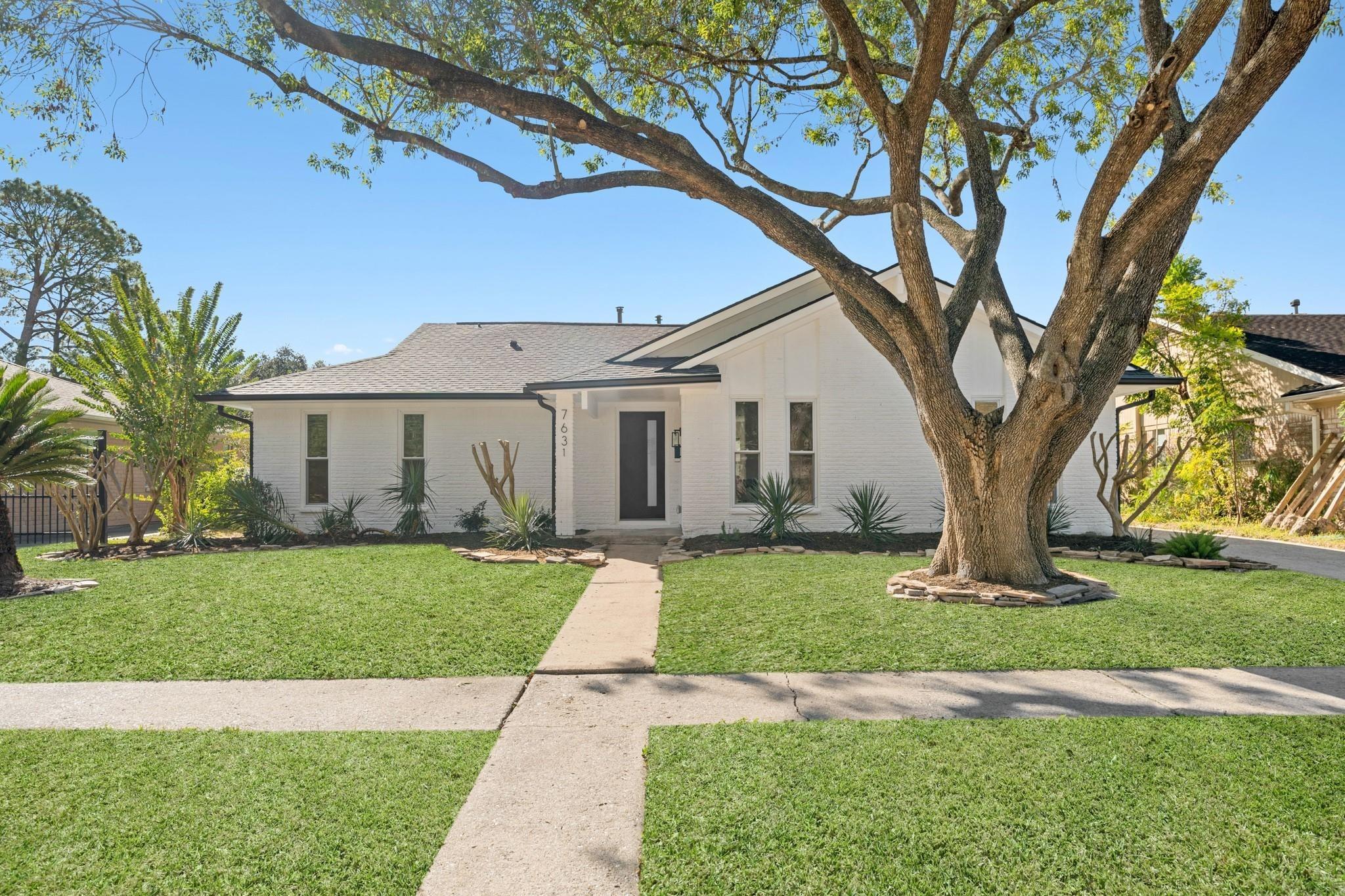 Westwind Ln, Houston, TX 77071