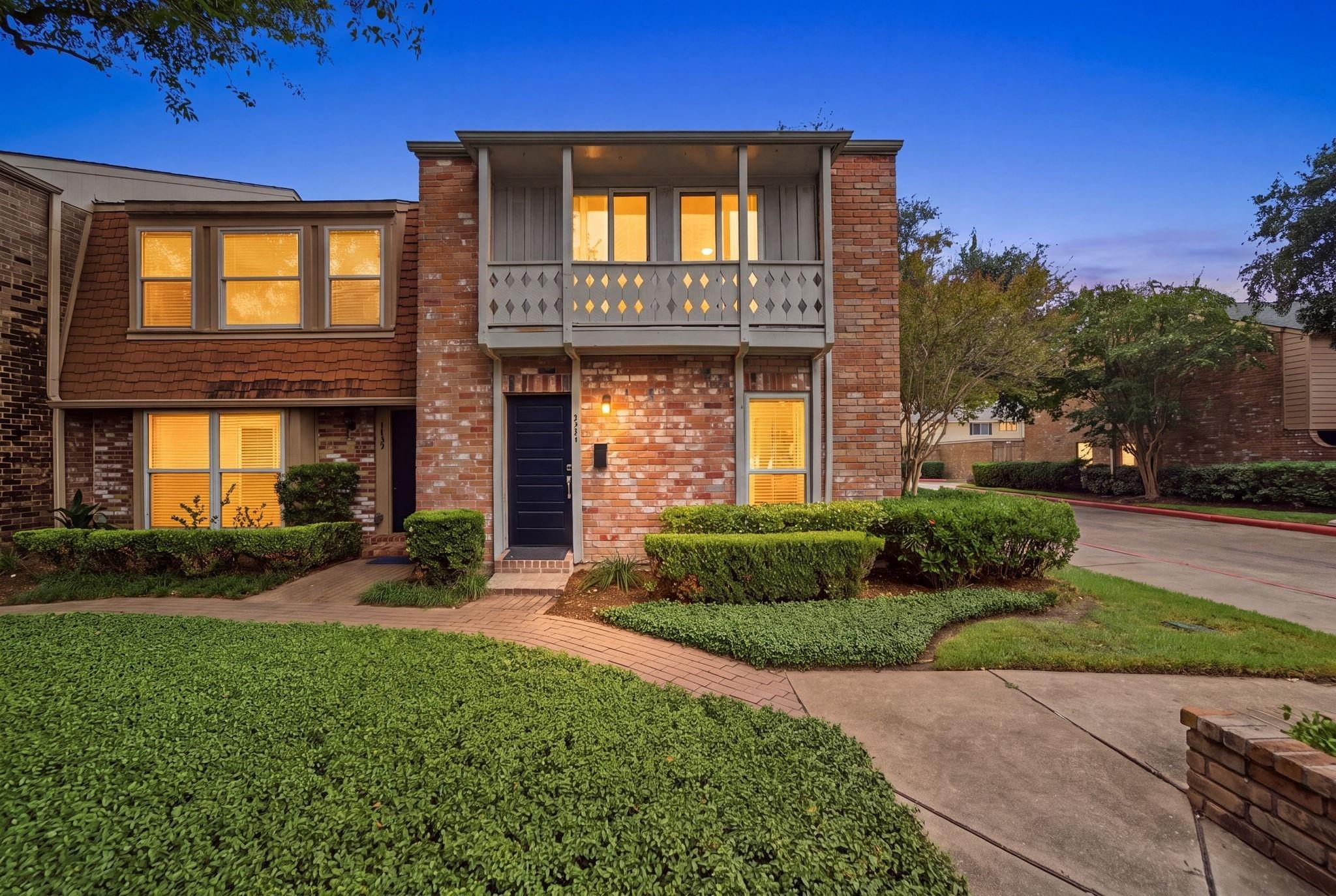 Olympia Dr, Houston, TX 77057