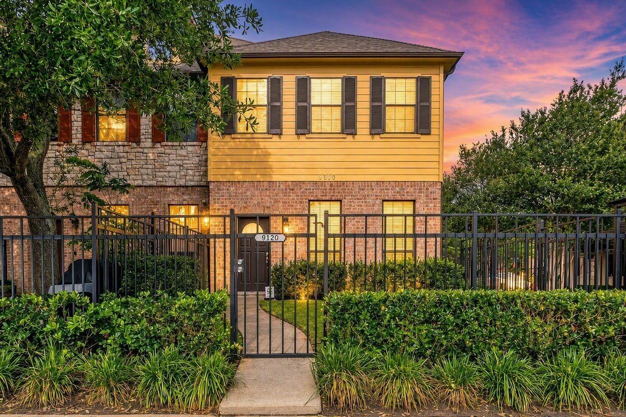 Lakes At 610 Dr, Houston, TX 77054