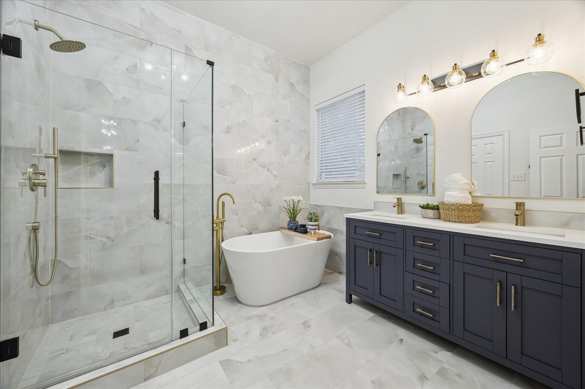 W Elizabeth Shore Loop, Cypress, TX 77433