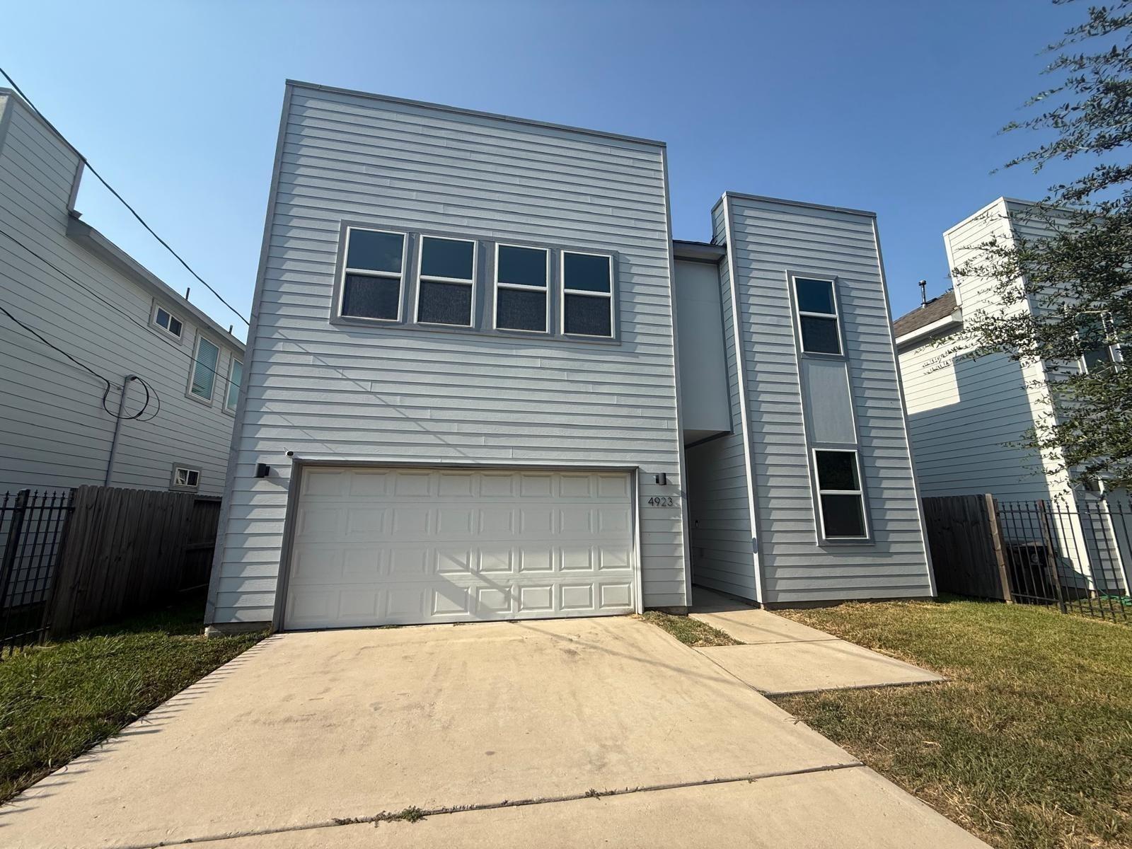 Higgins St, Houston, TX 77033