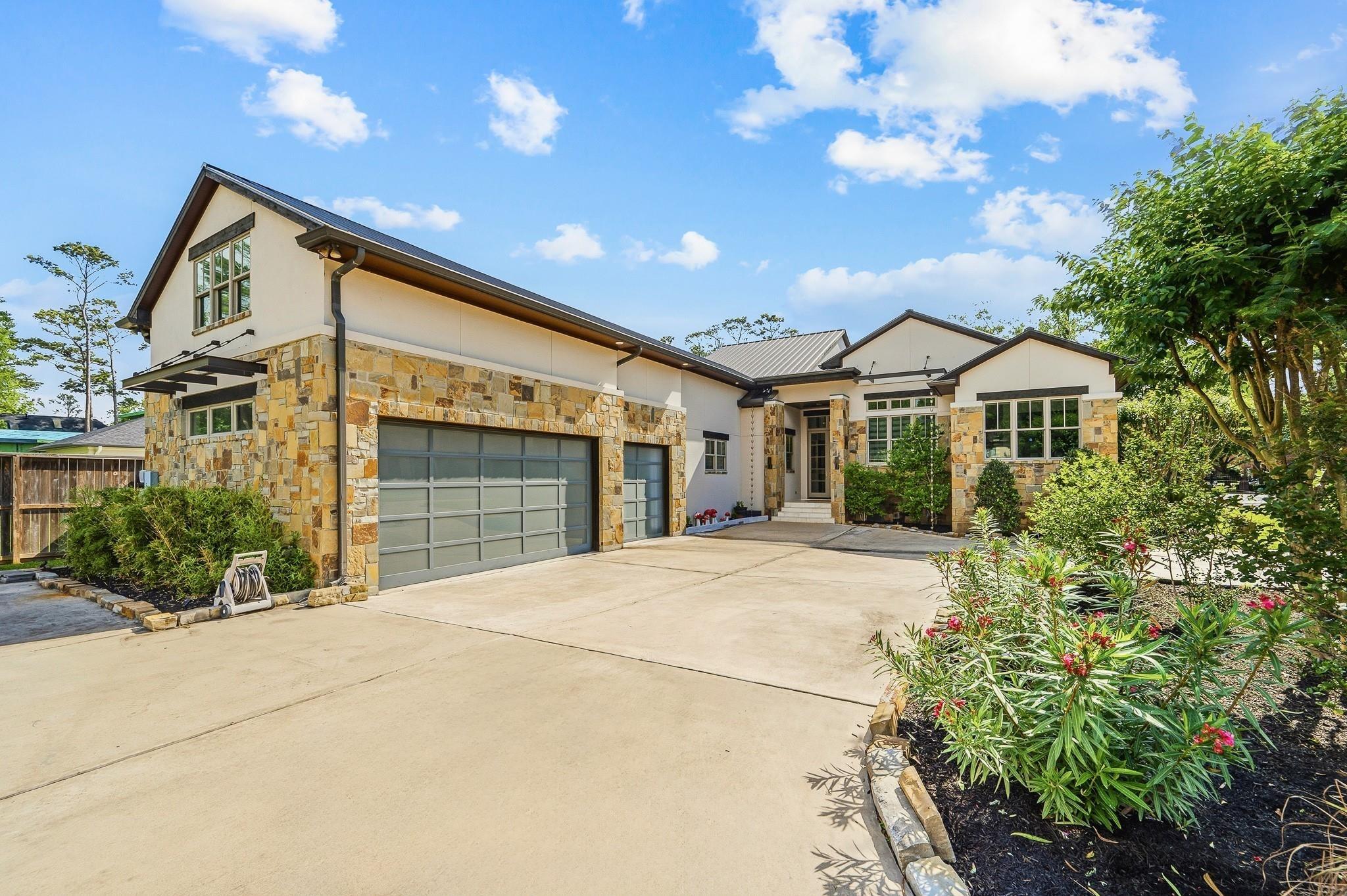 W Shady Ln, Houston, TX 77063