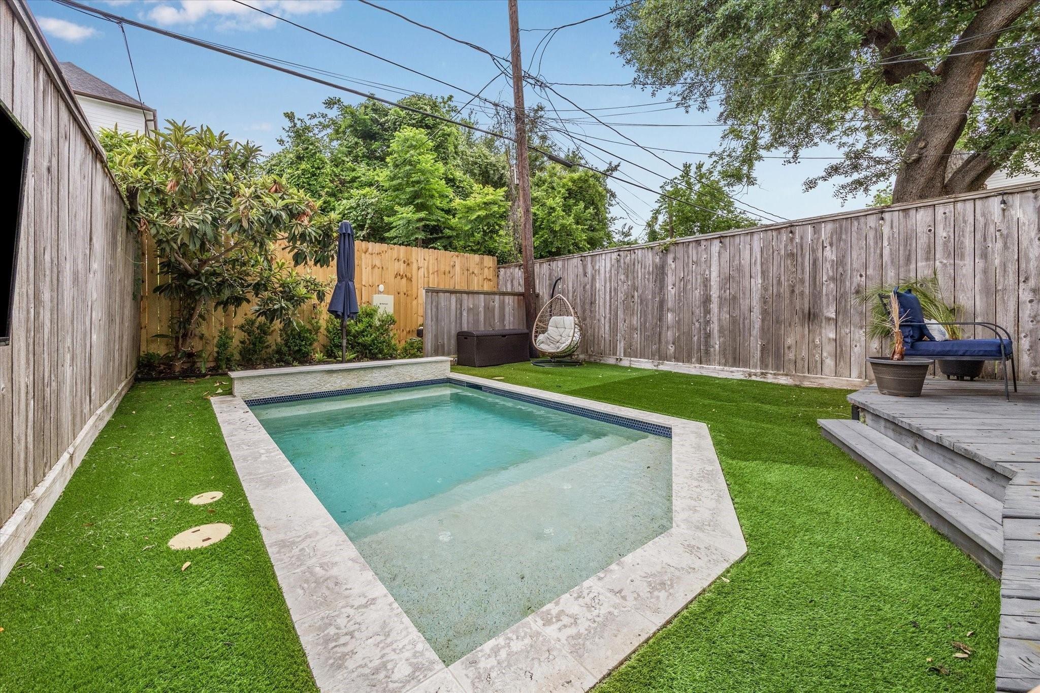 W 17th St, Houston, TX 77008