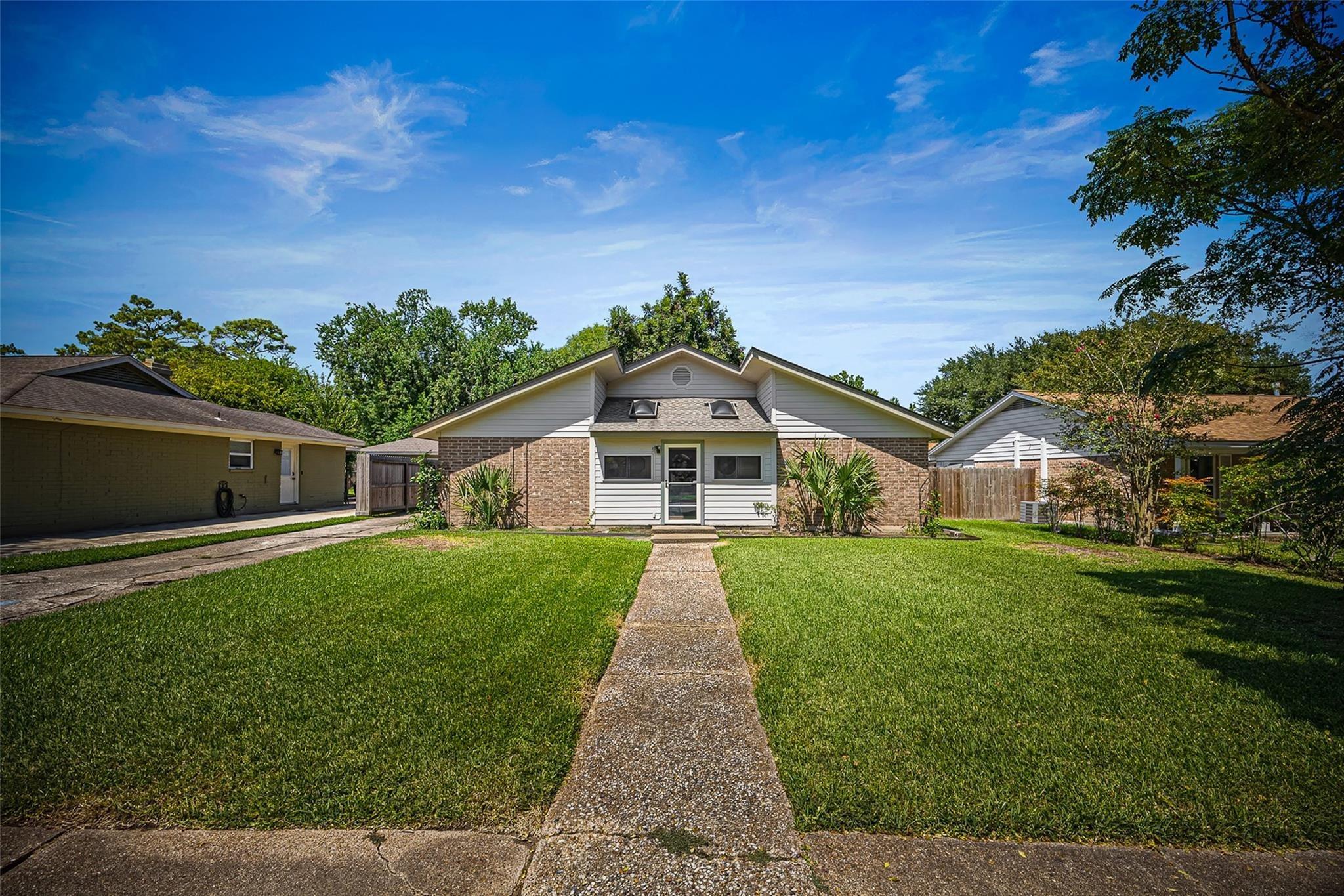 Wood River Dr, Spring, TX 77373