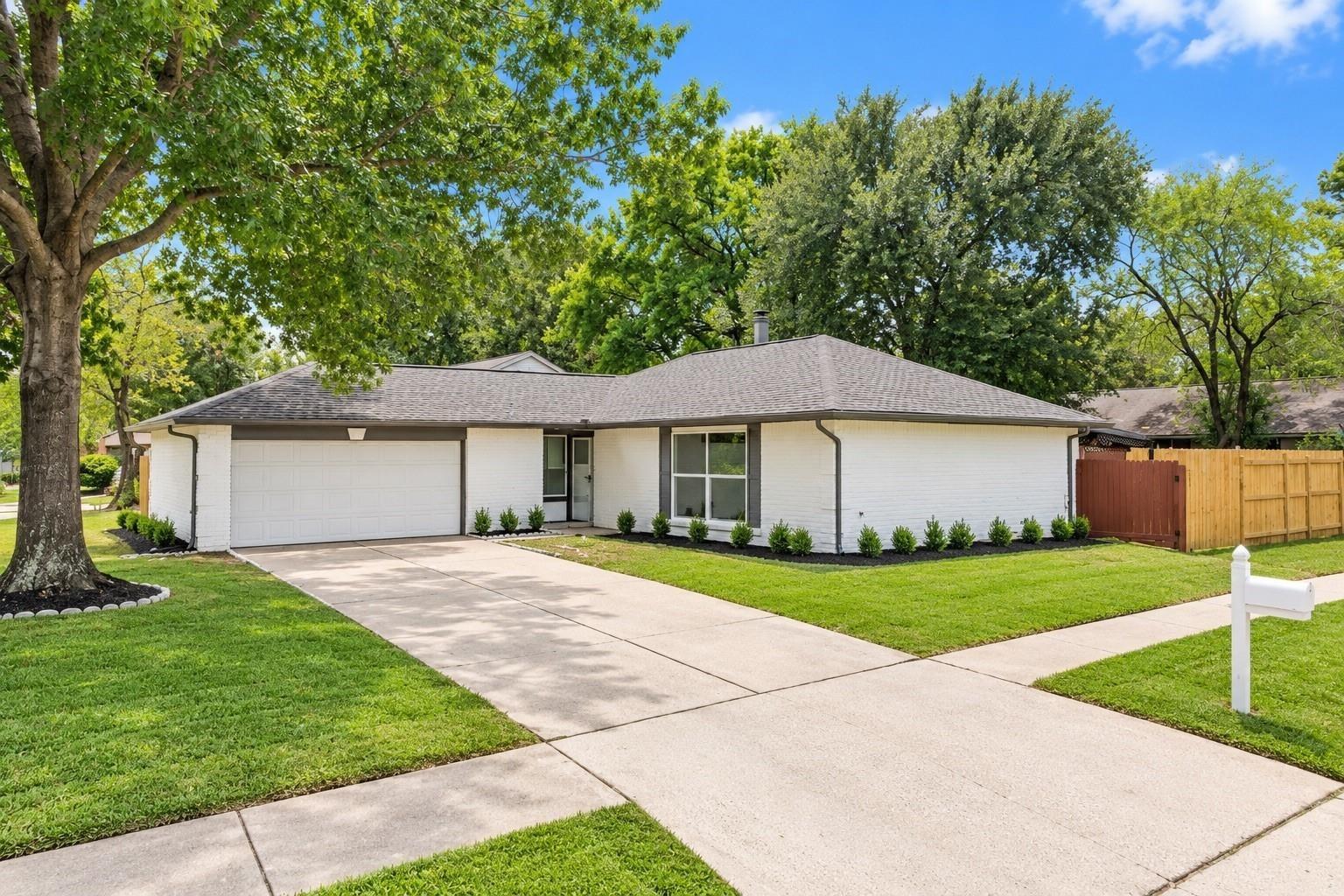 Pinefield Ct, Humble, TX 77338