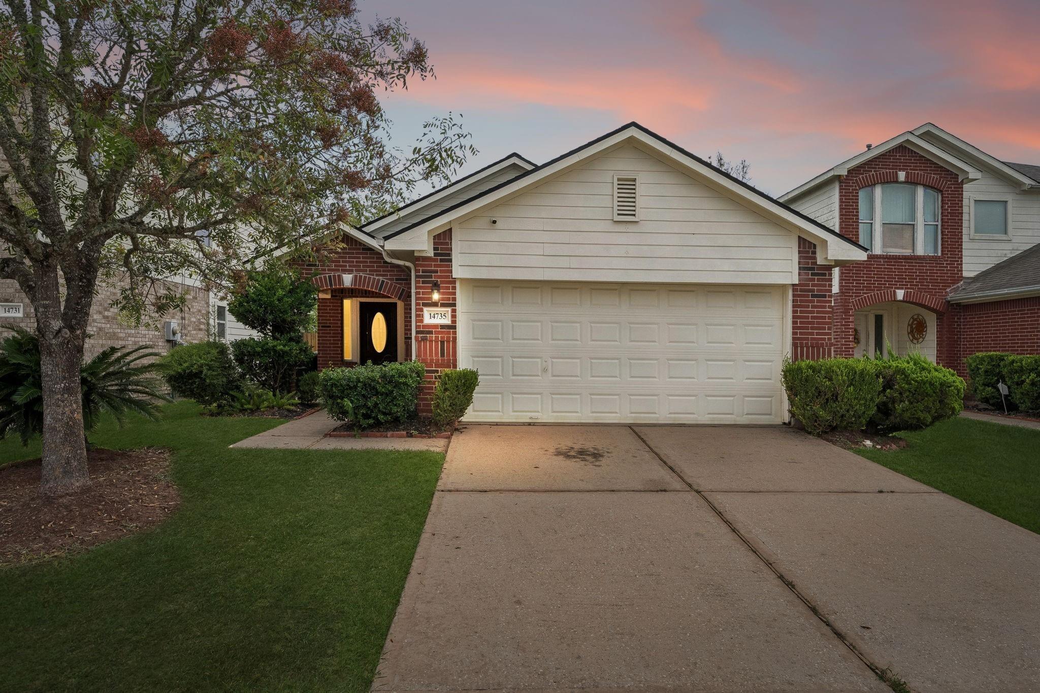 Mesa Village Dr, Houston, TX 77053