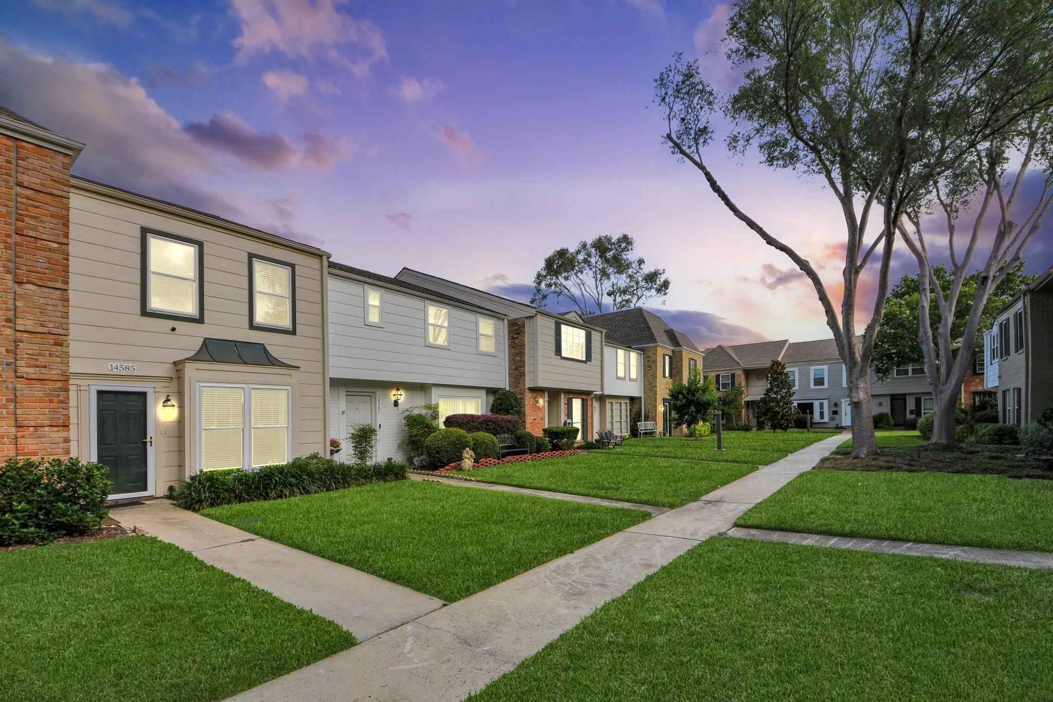 Misty Meadow Ln, Houston, TX 77079