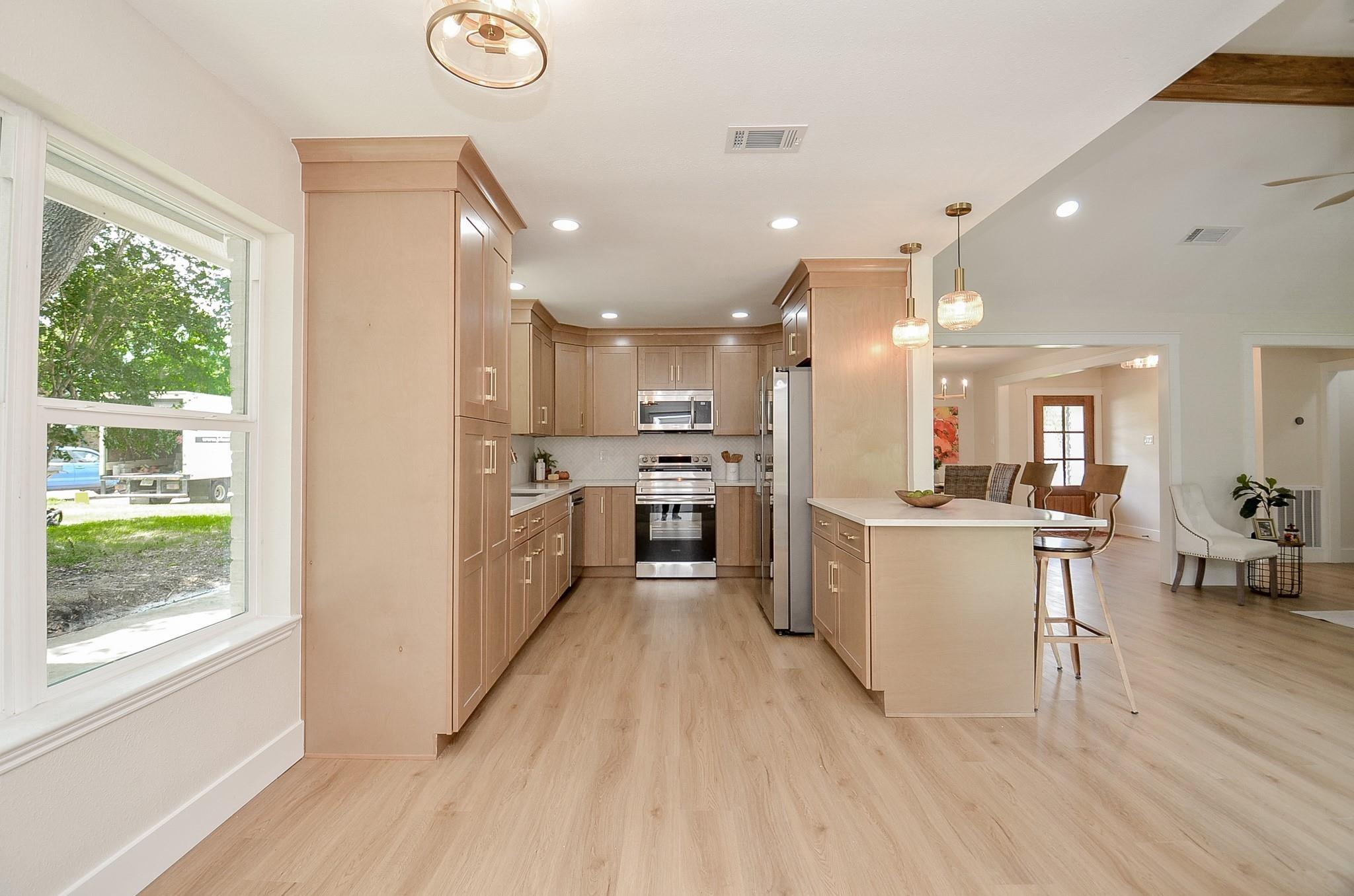 Nova Dr, Houston, TX 77077