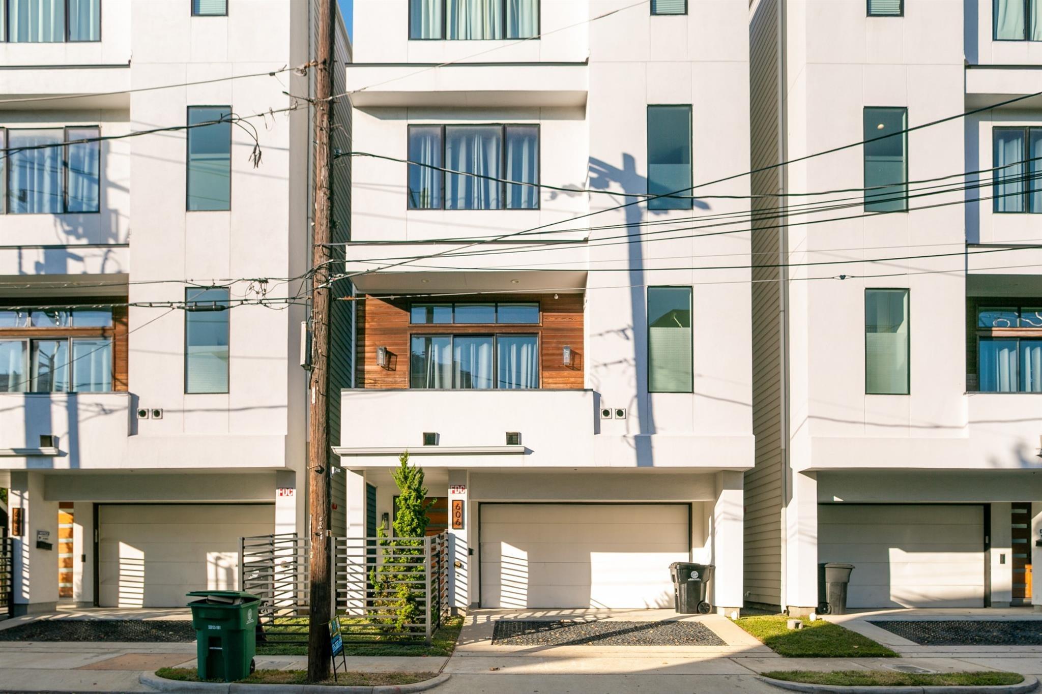 Oakley St, Houston, TX 77006