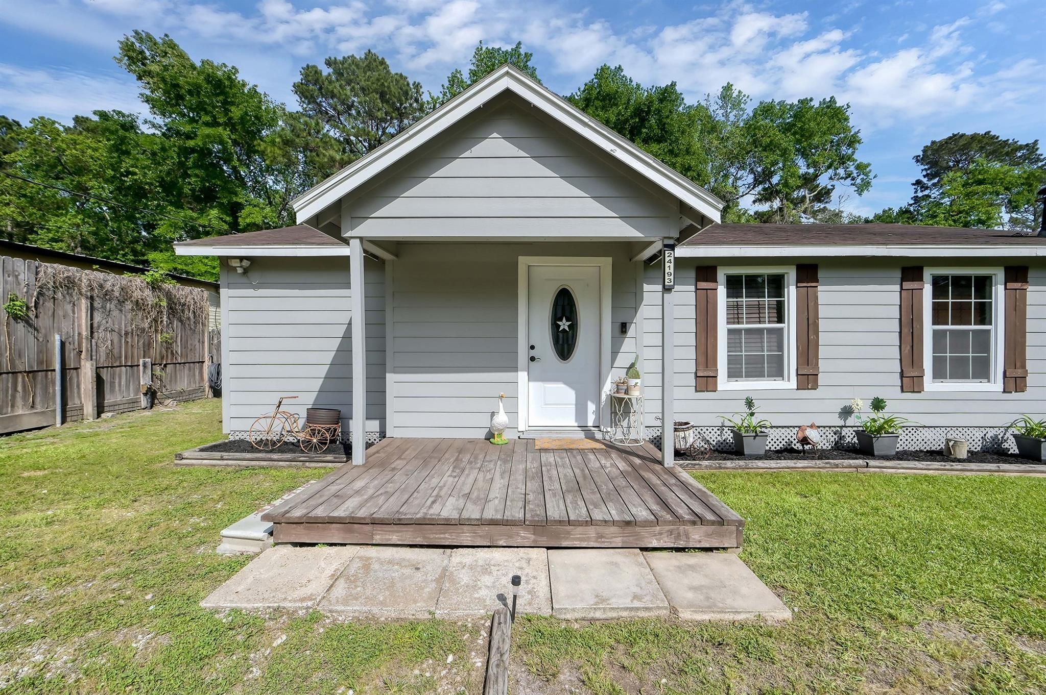 Parker Rd, Porter, TX 77365