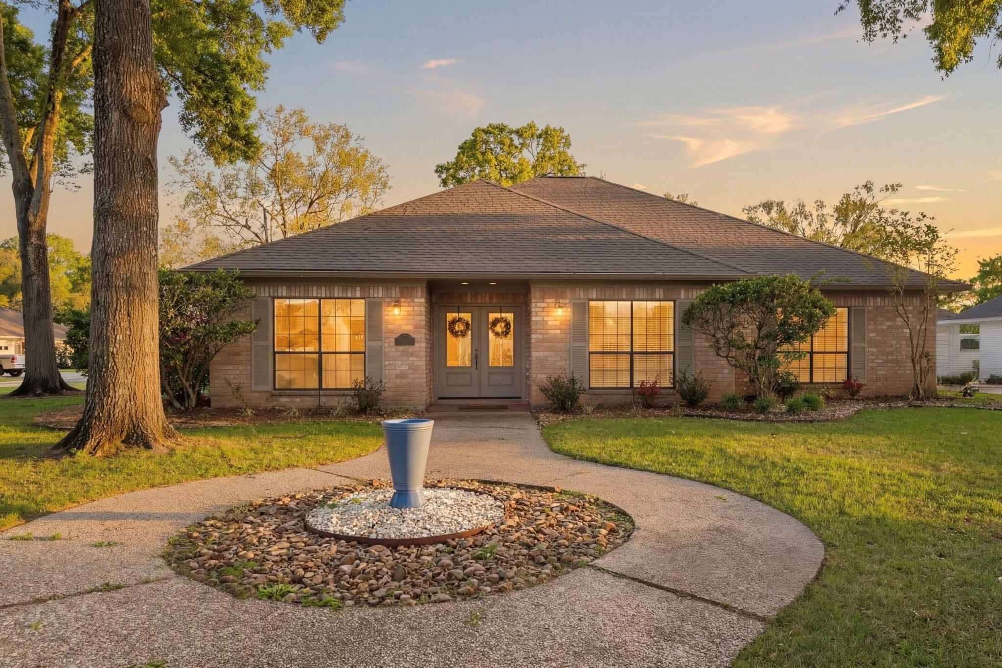 Dunleith St, Beaumont, TX 77706