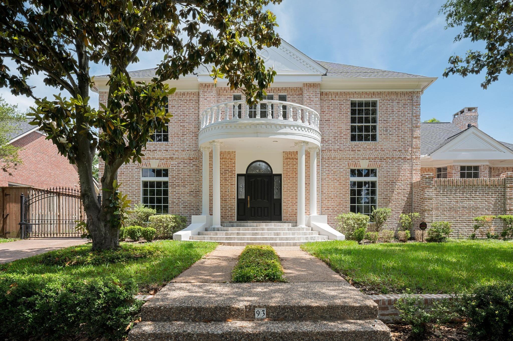 Greensward Ln, Sugar Land, TX 77479