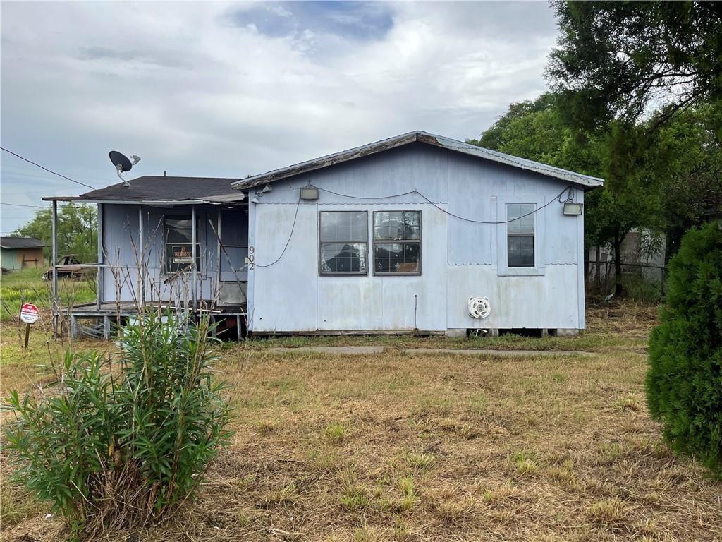 Mynier St, Robstown, TX 78380