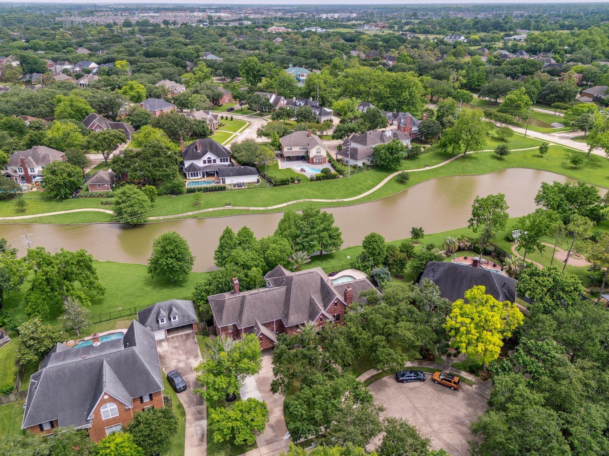 Tredington St, Sugar Land, TX 77479