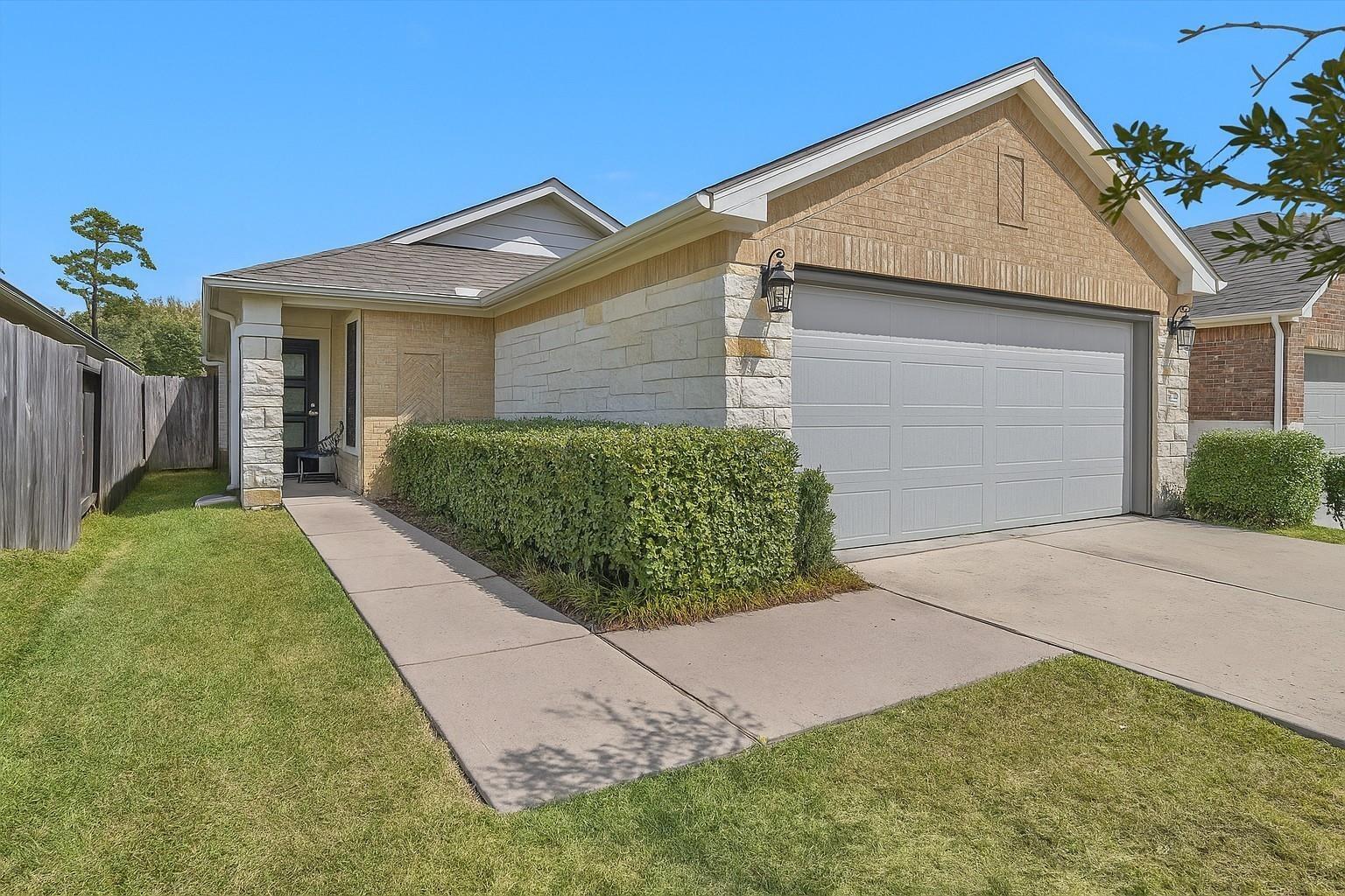 Meadow Point Ln, Montgomery, TX 77316