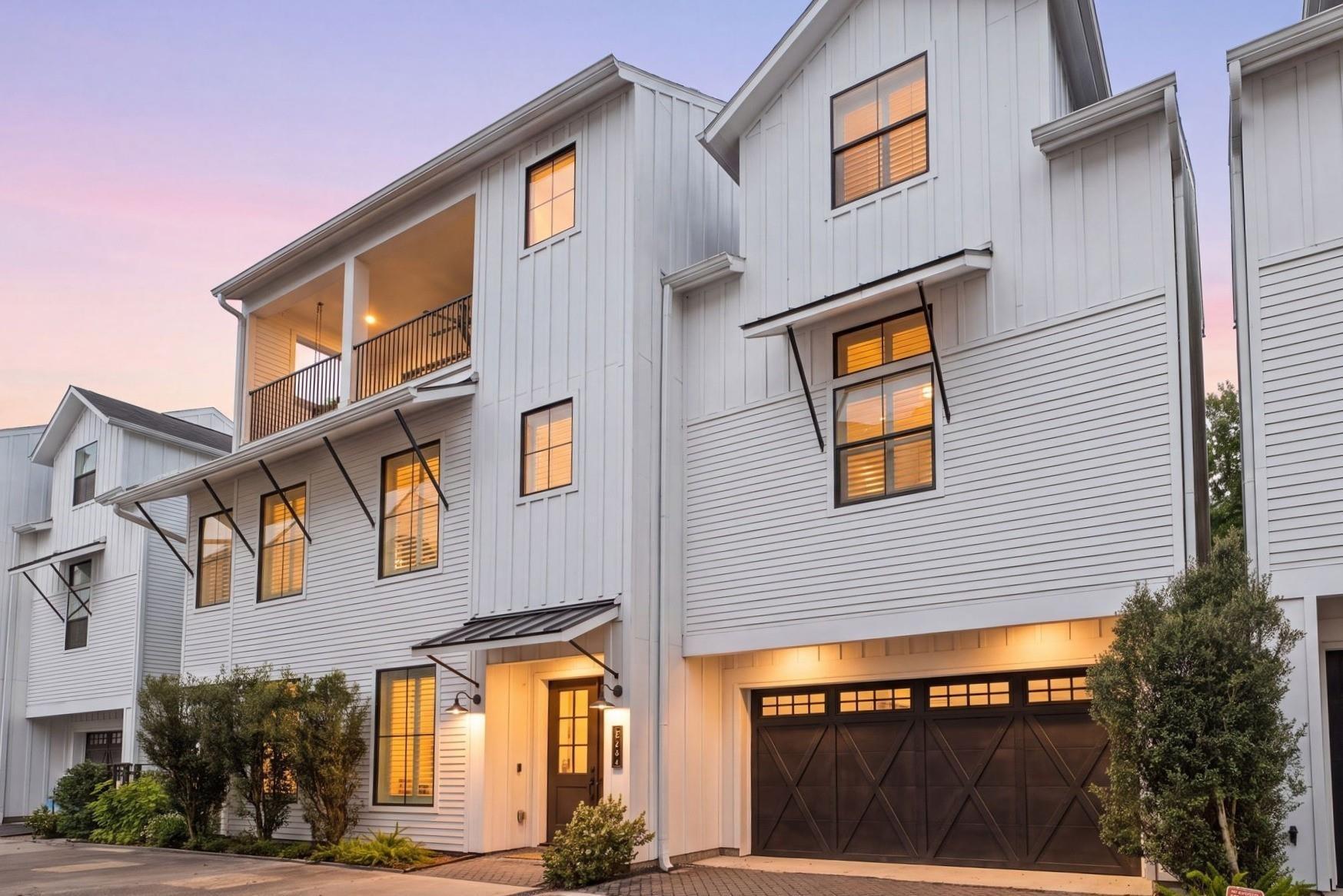 W Cottage St, Houston, TX 77009
