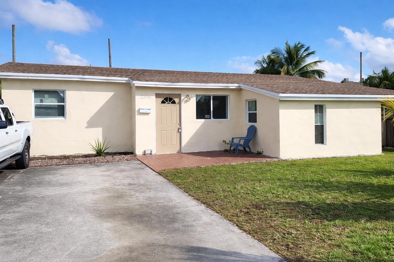 Ne 1st Ave, Pompano Beach, FL 33060