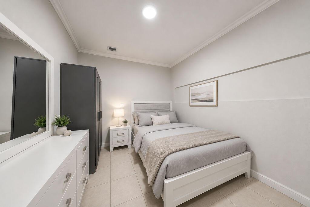Nw 112th Pl, Doral, FL 33178