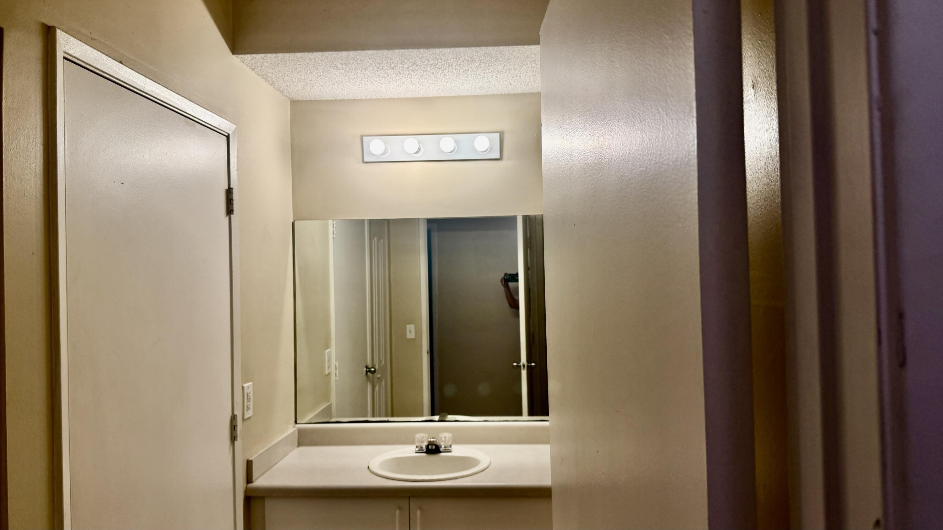 Sw 39th St, Davie, FL 33314