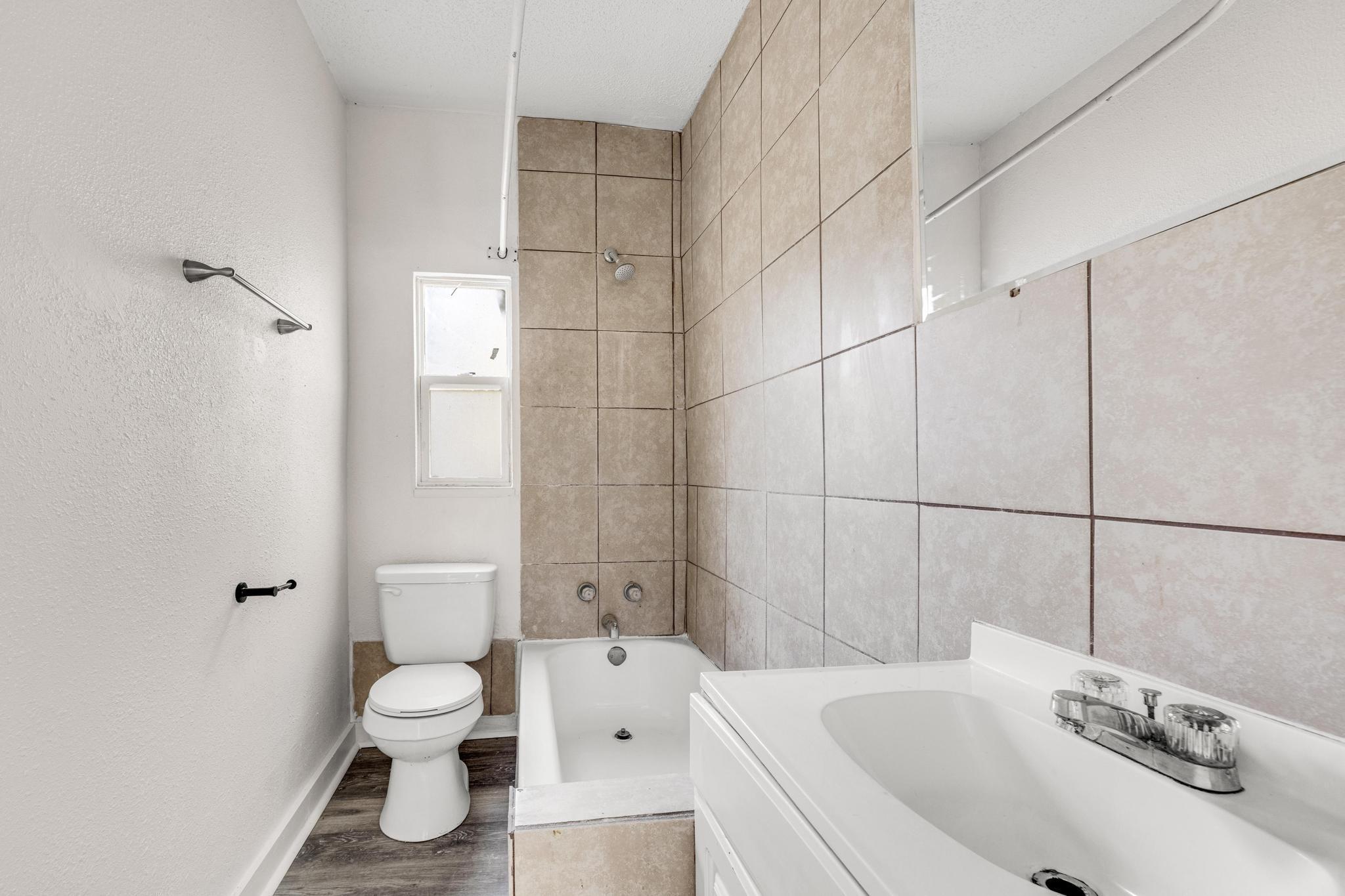 W 21st St, Jacksonville, FL 32206