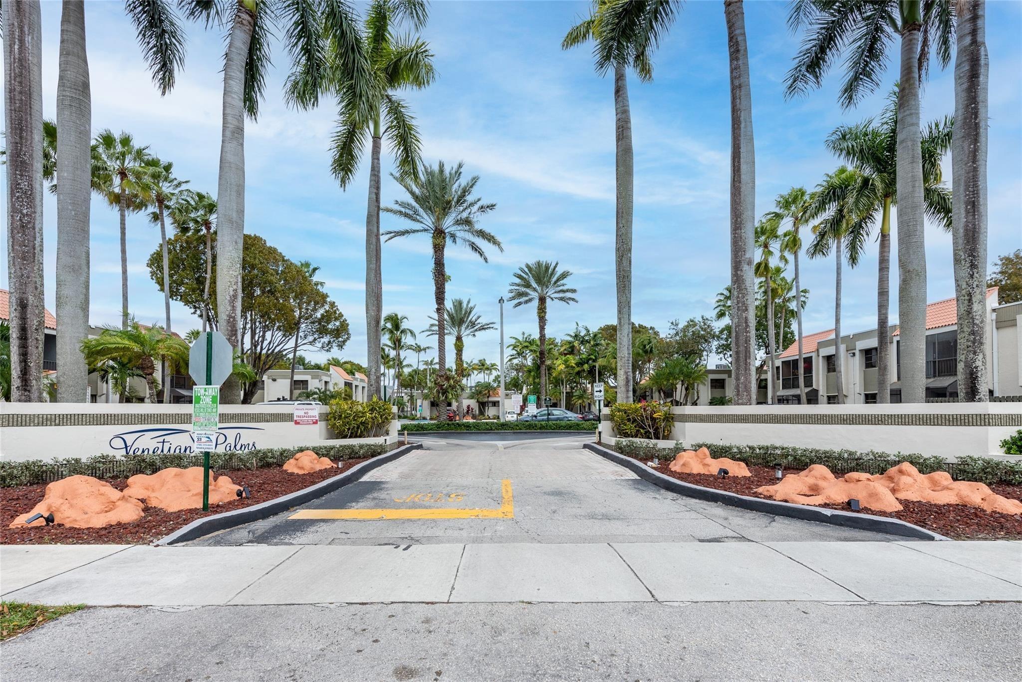 Sw 104th St, Miami, FL 33156