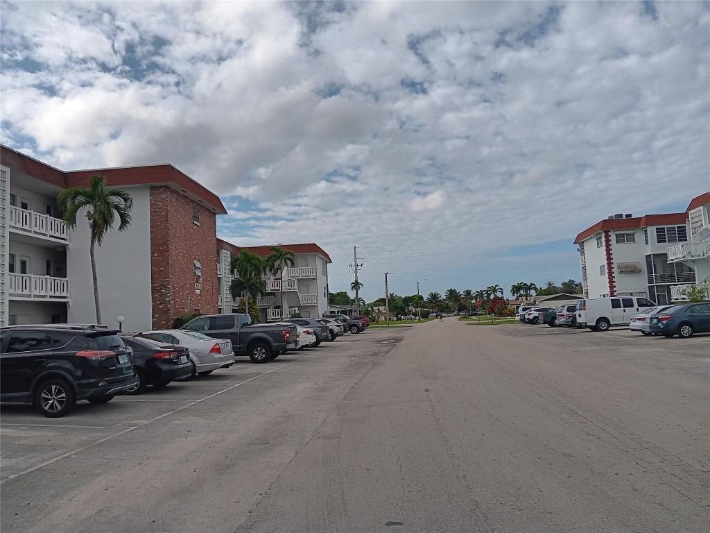 Nw 12th Ct, Lauderhill, FL 33313