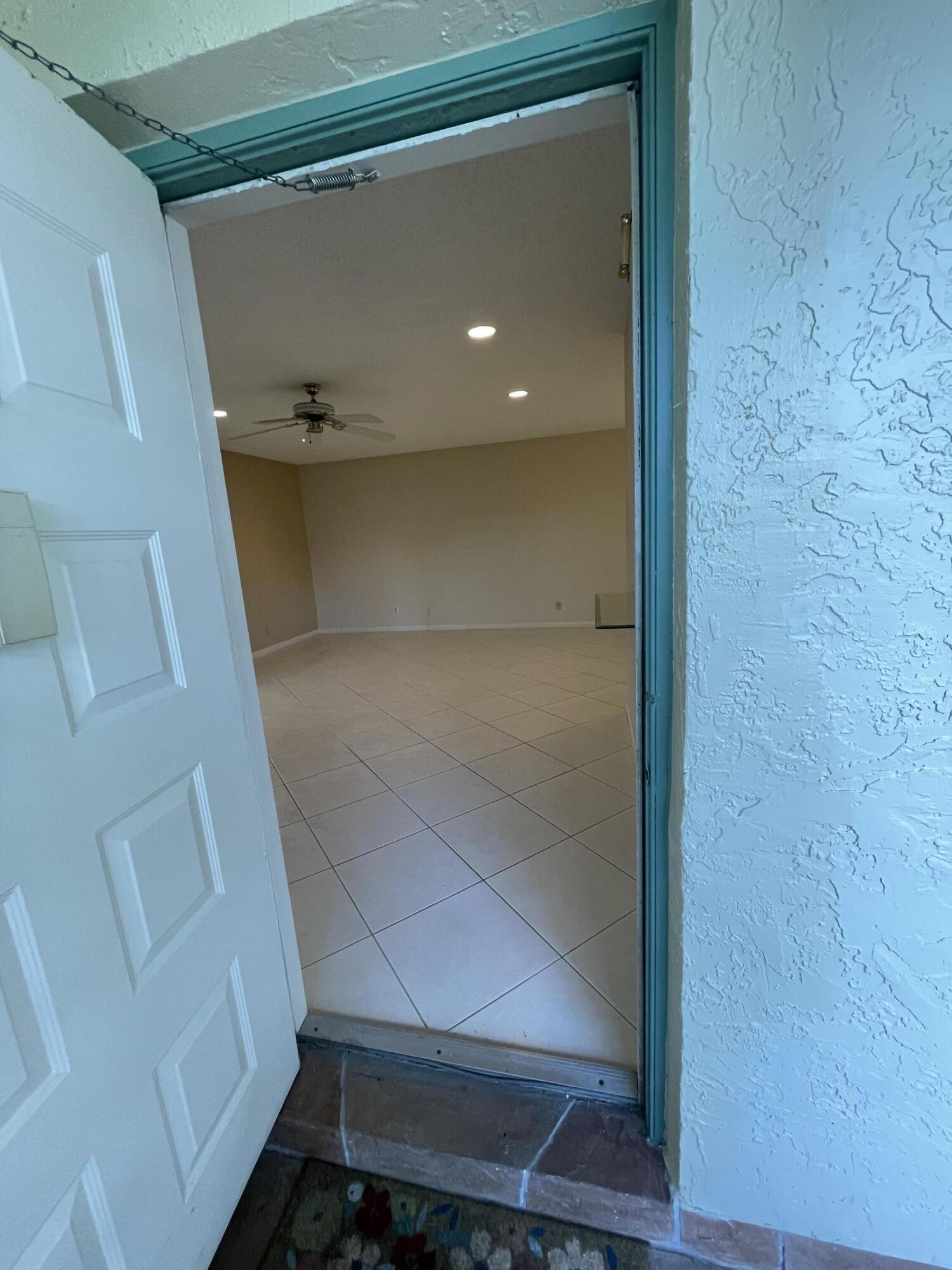 Lakefront Blvd, Delray Beach, FL 33484