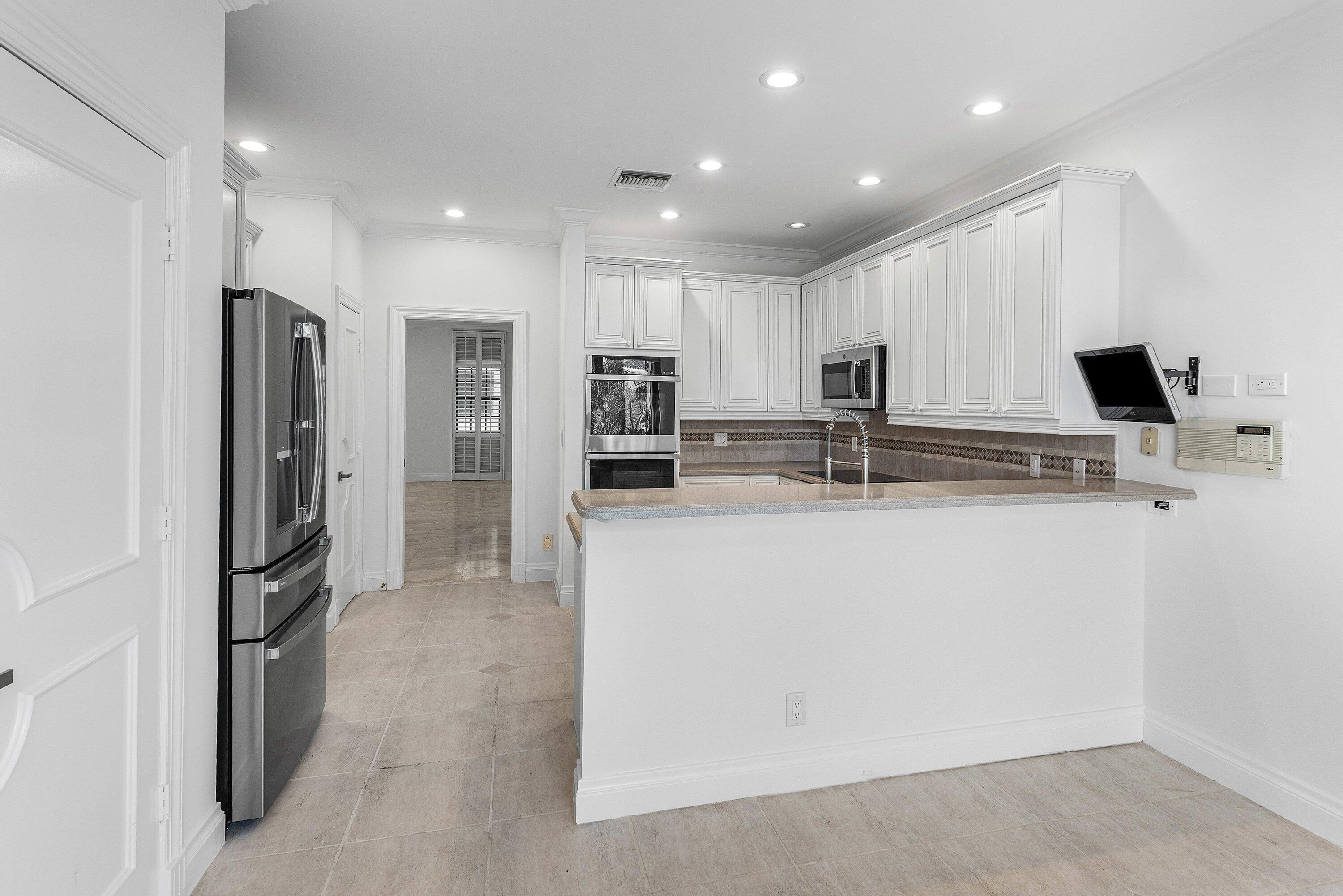 N Ocean Blvd, Ocean Ridge, FL 33435