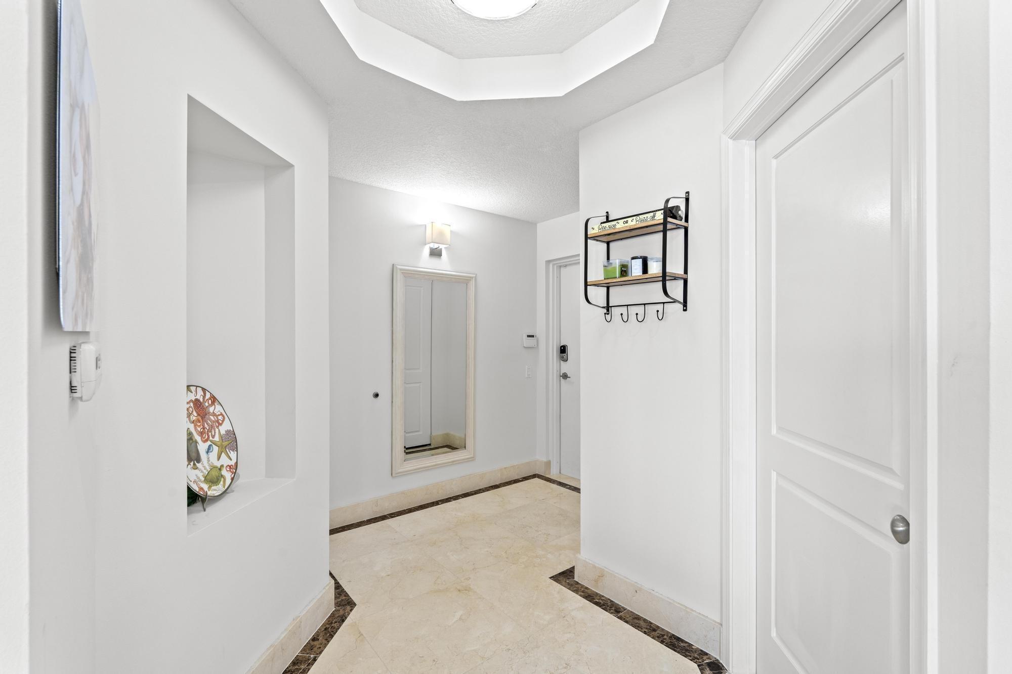 E Ocean Ave, Lantana, FL 33462