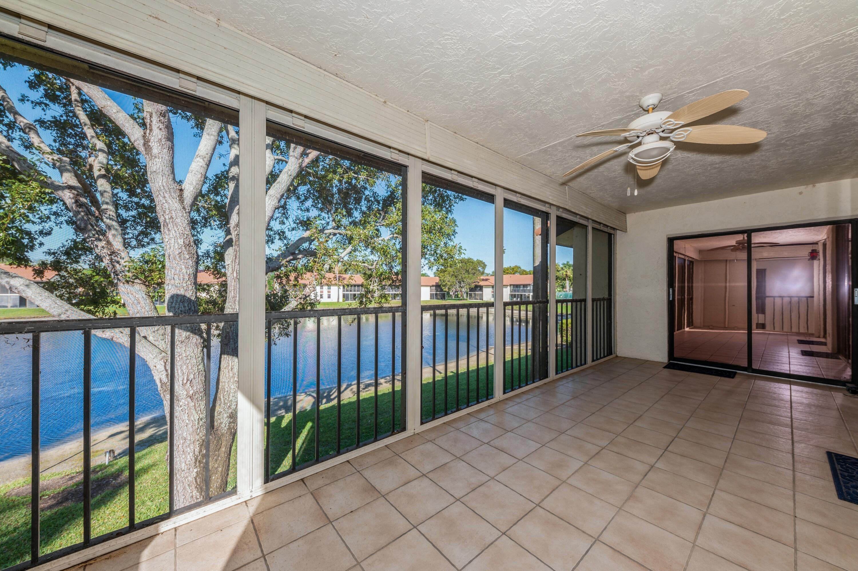 S Circle Lake Dr, Boynton Beach, FL 33437