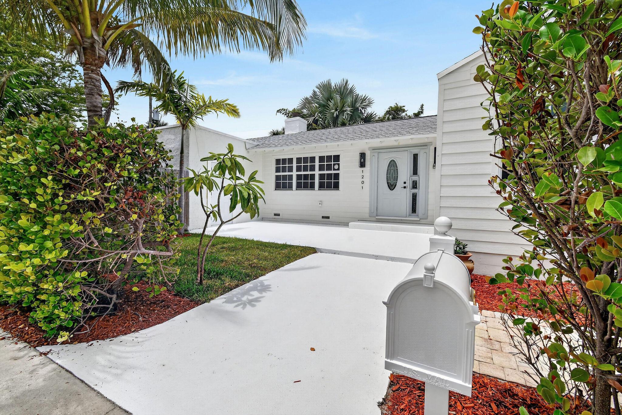 N Ocean Breeze, Lake Worth Beach, FL 33460