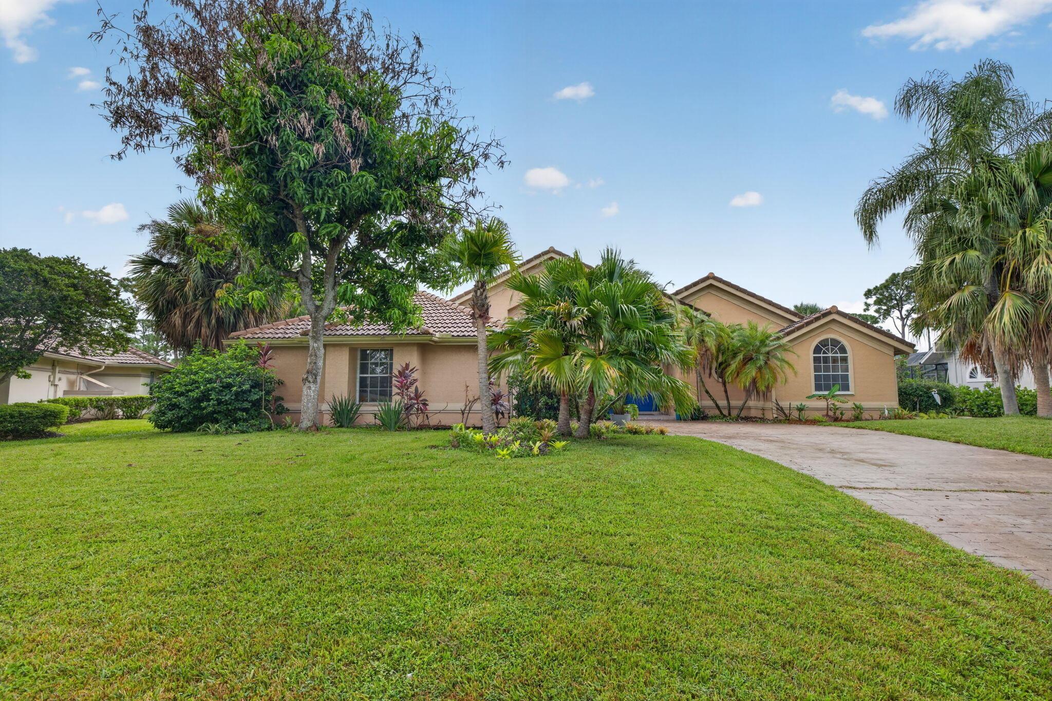 Sw Cottonwood Cv, Port Saint Lucie, FL 34986