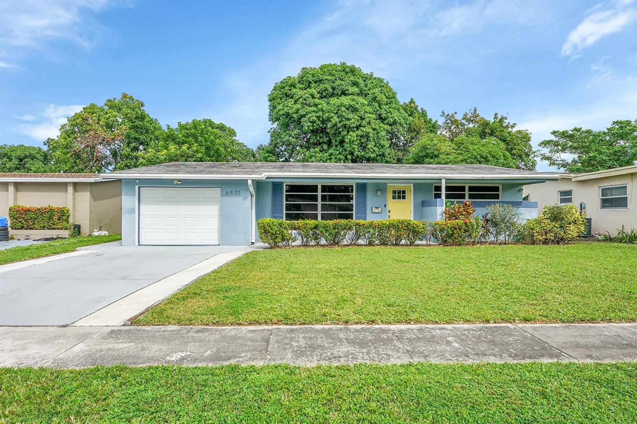 Nw 24th Ct, Sunrise, FL 33313
