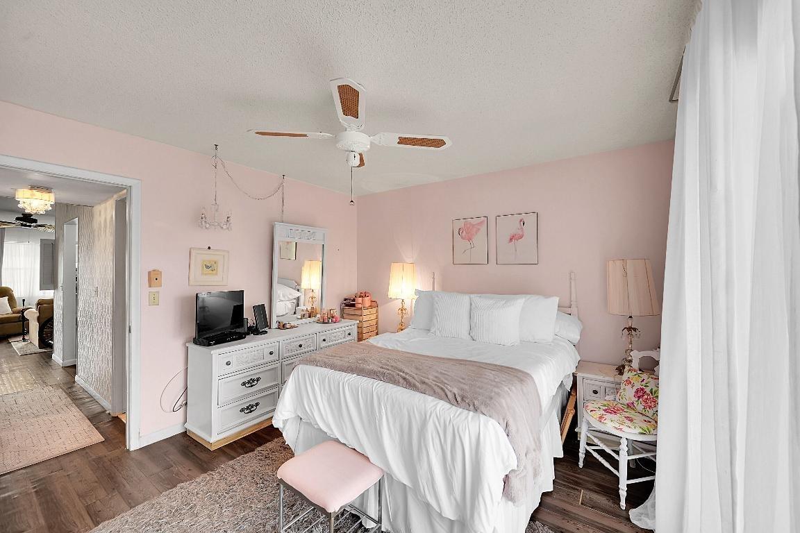 Sheffield M, West Palm Beach, FL 33417