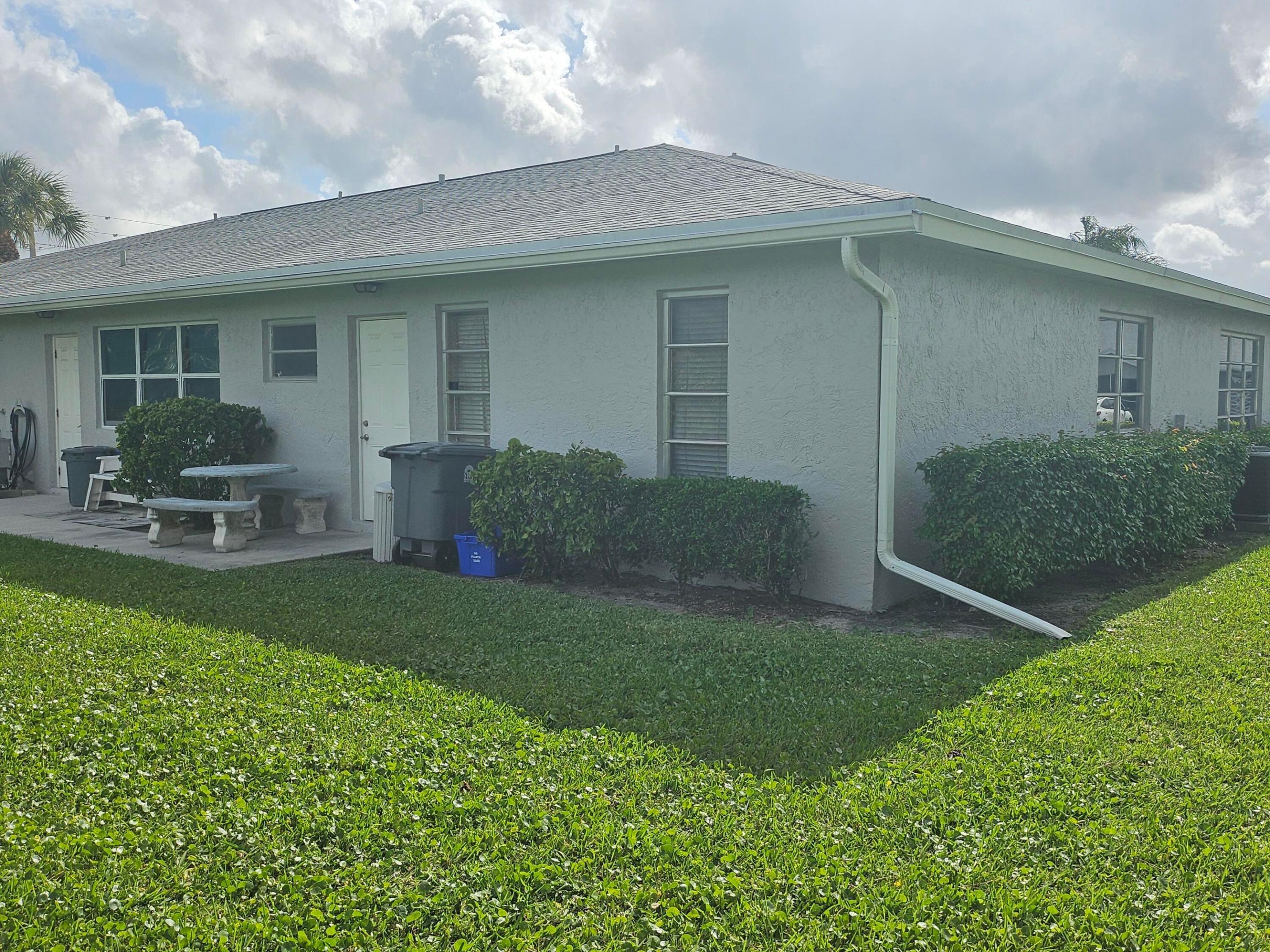Canalview Dr, Delray Beach, FL 33484