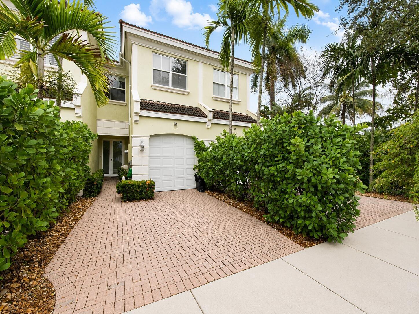 Ne 14th Ave, Fort Lauderdale, FL 33304