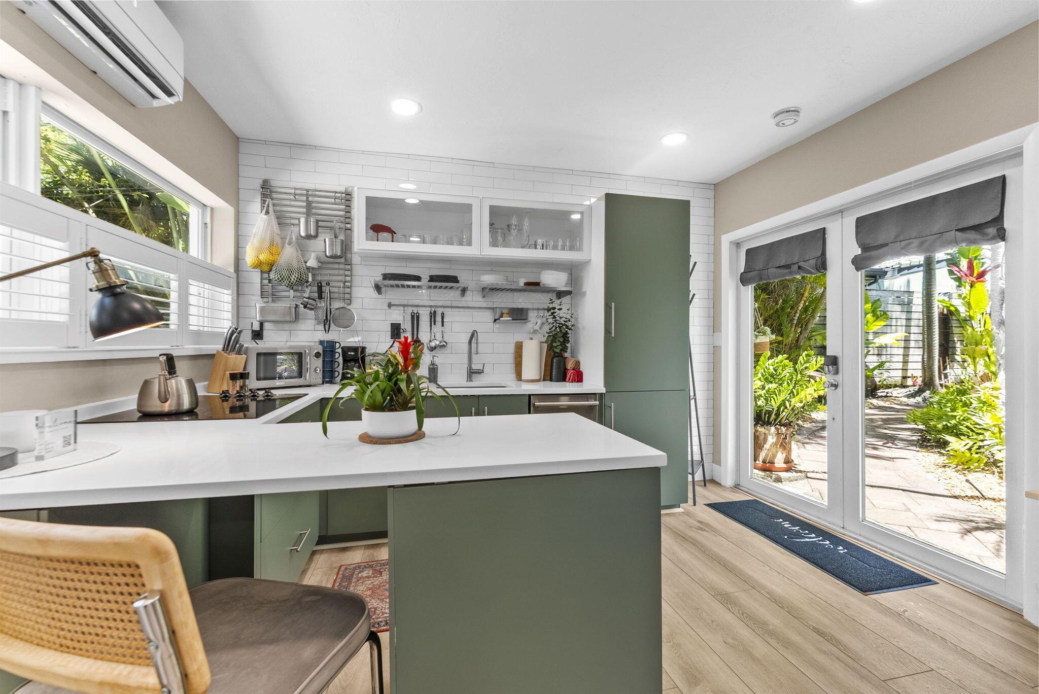 Ne 17th Ave, Fort Lauderdale, FL 33305