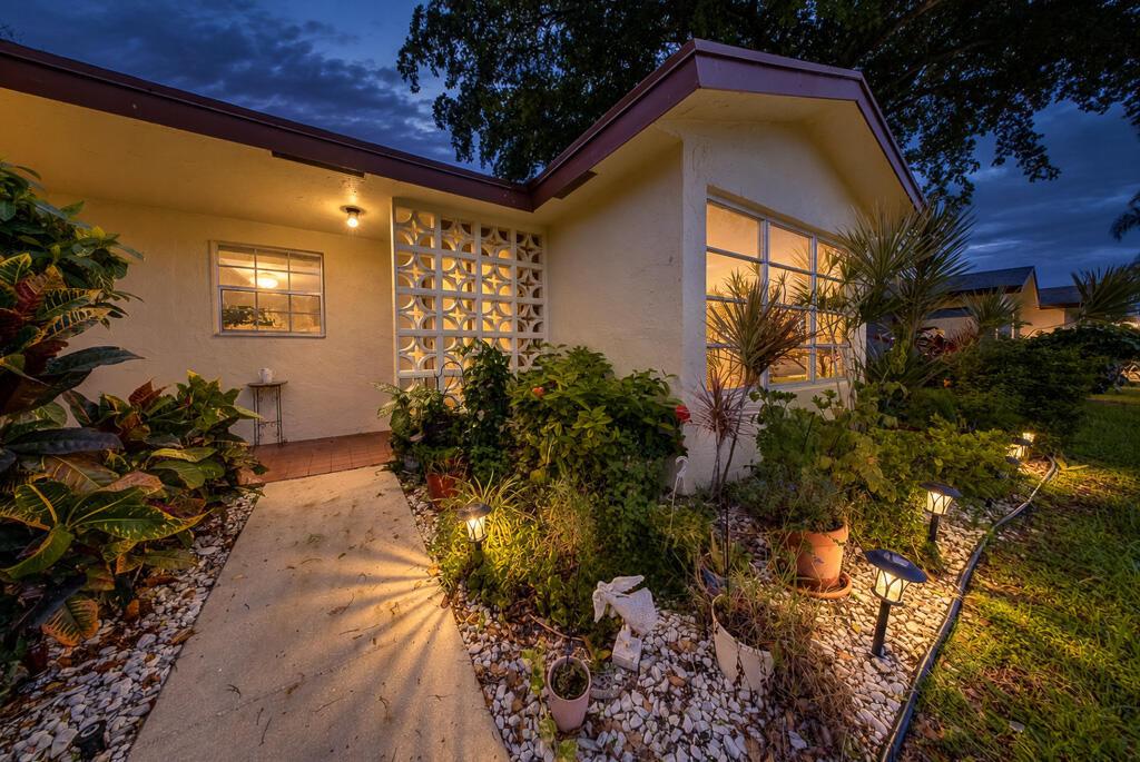 Nesting Way, Delray Beach, FL 33484
