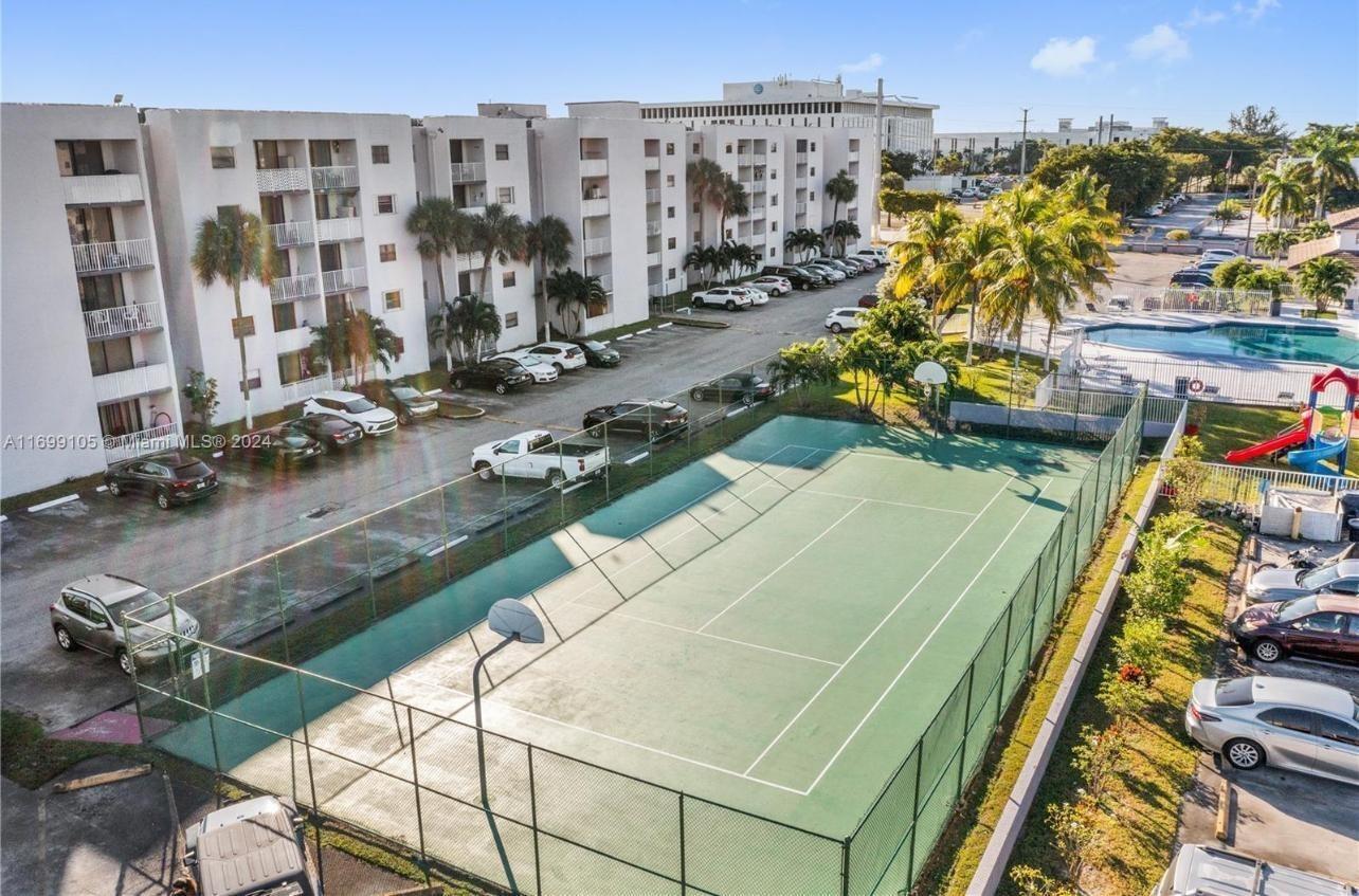 Nw 7th St, Miami, FL 33126