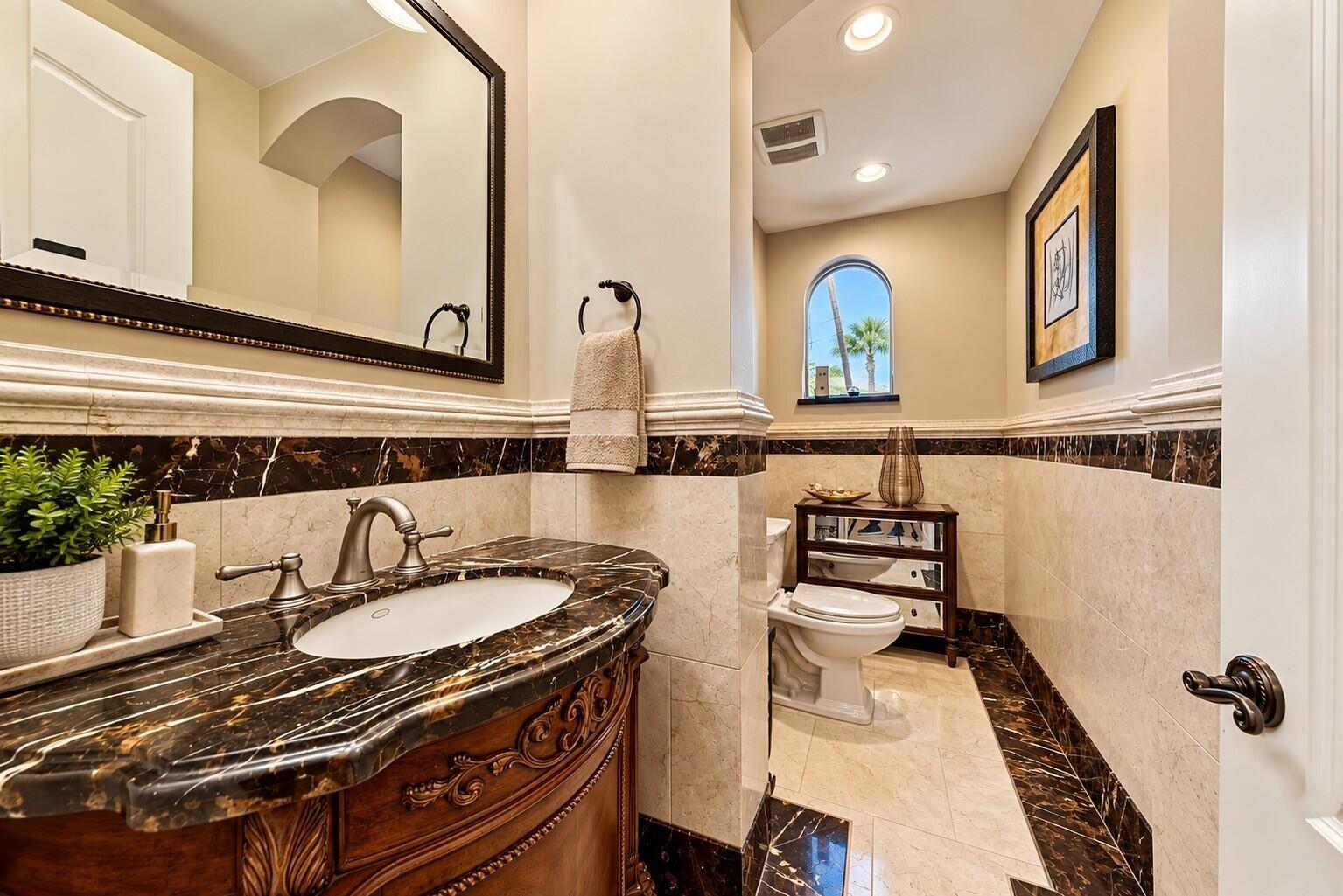 Ne 35th St, Lighthouse Point, FL 33064