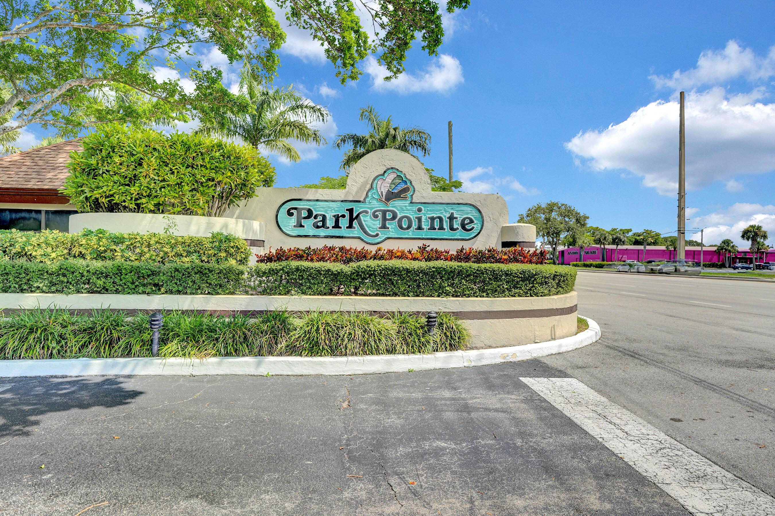 Lucerne Park Dr, Greenacres, FL 33467