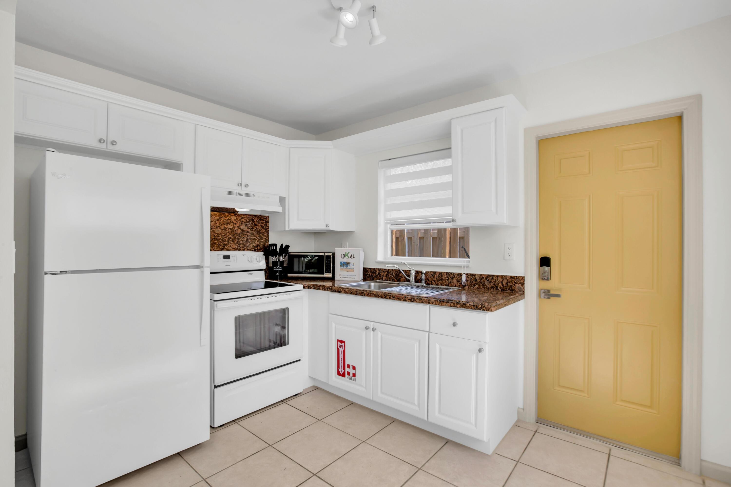 Sw 24th St, Fort Lauderdale, FL 33315