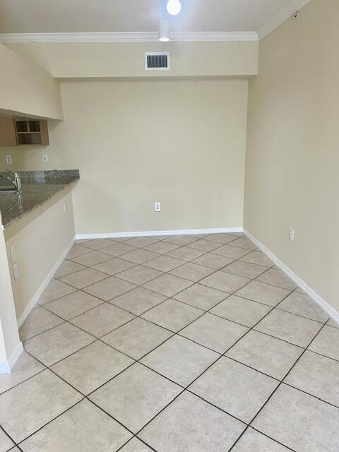 Emerald Dunes Dr, West Palm Beach, FL 33411